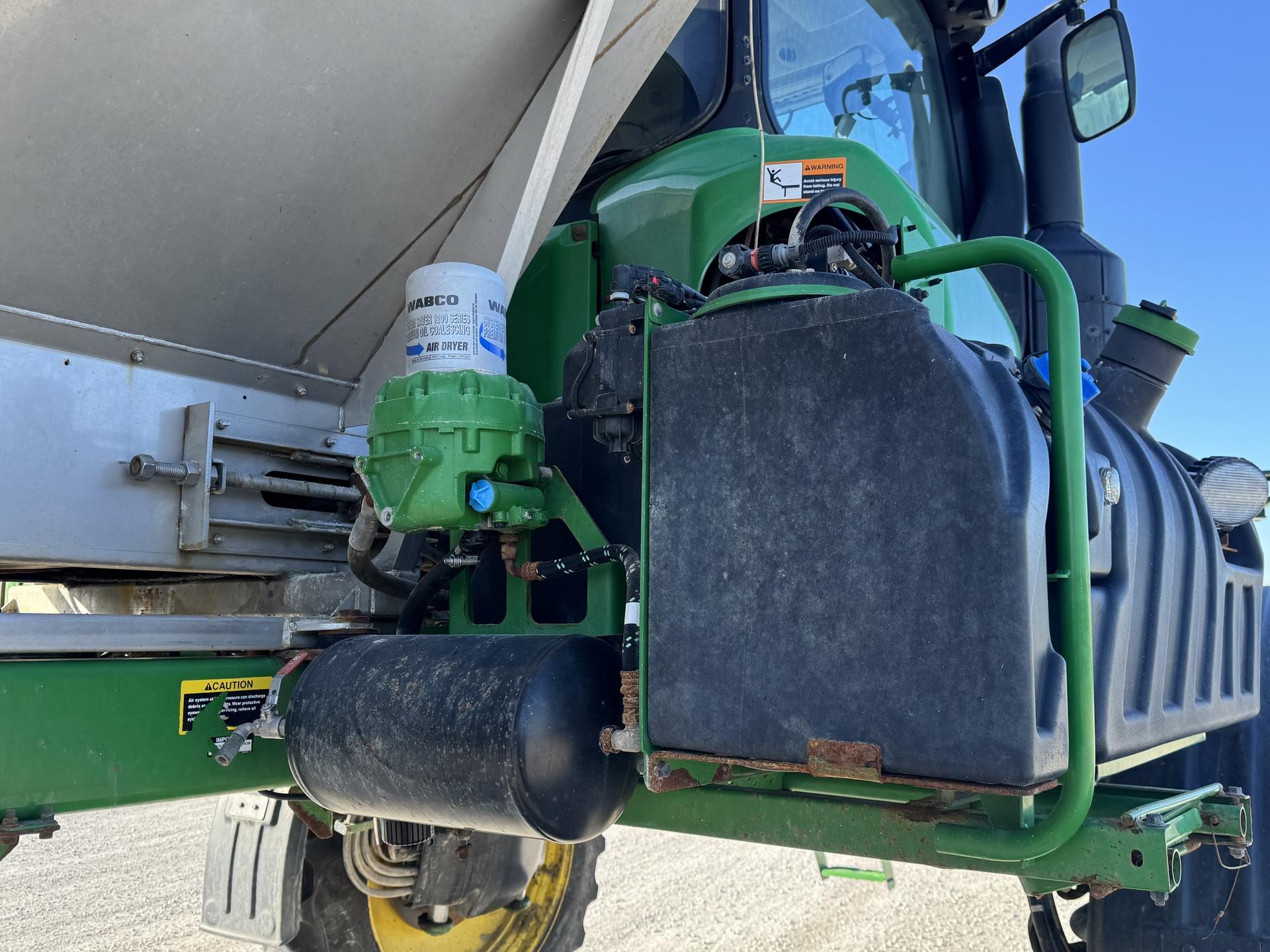 2020 John Deere R4038 Image