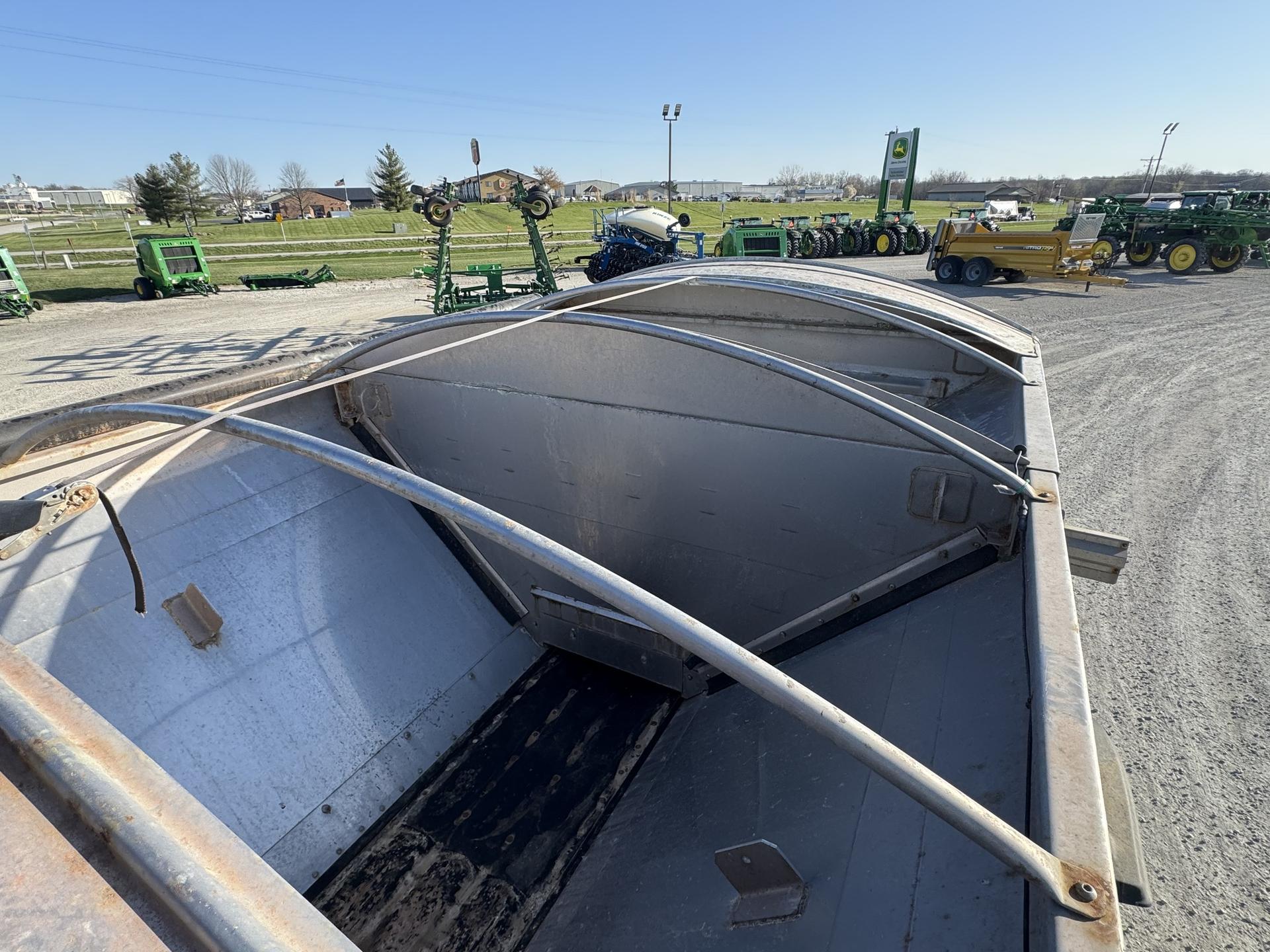 2020 John Deere R4038 Image