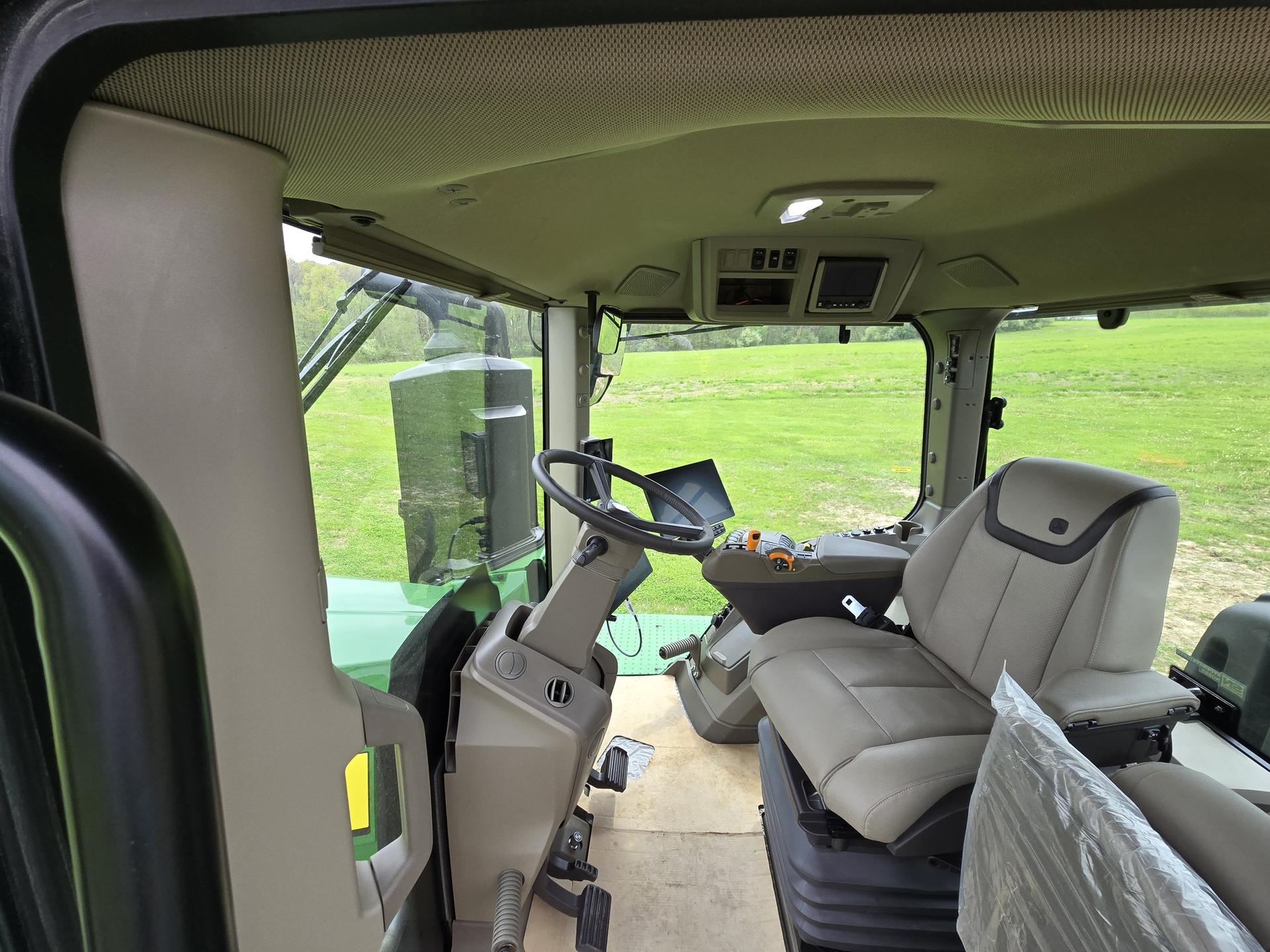 2024 John Deere 9R 440 Image