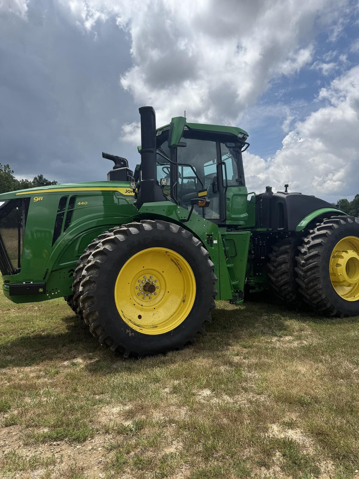 2024 John Deere 9R 440 Image