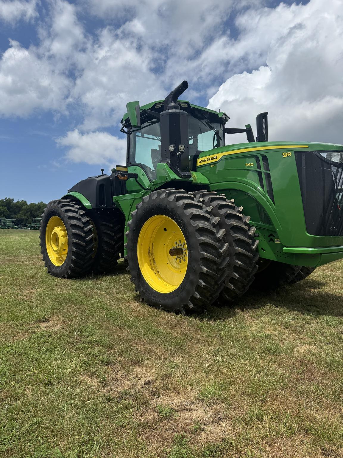 2024 John Deere 9R 440 Image