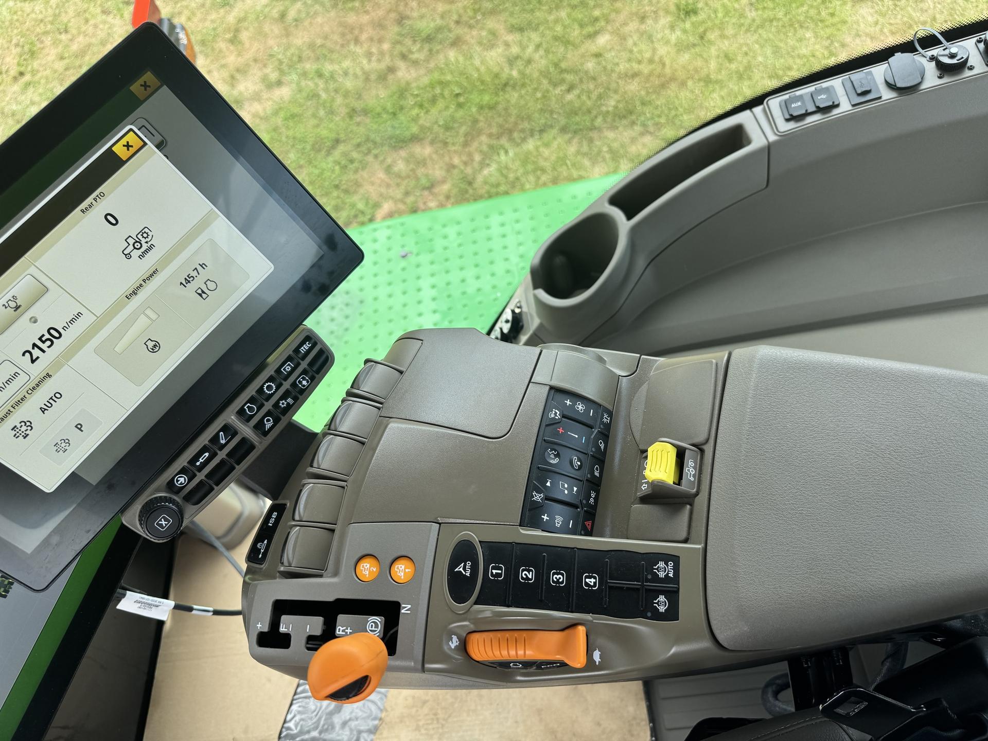 2024 John Deere 9R 440 Image