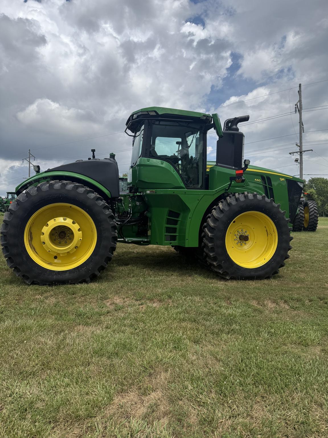 2024 John Deere 9R 440 Image
