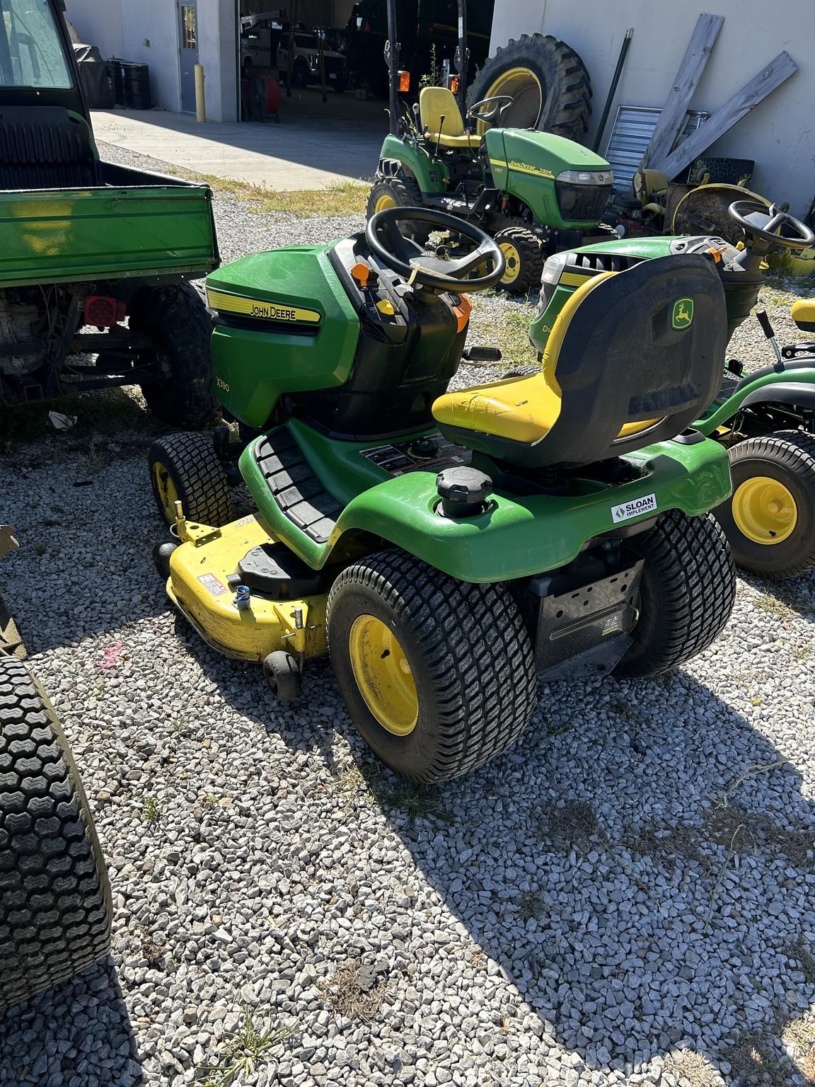 2016 John Deere X390 Image