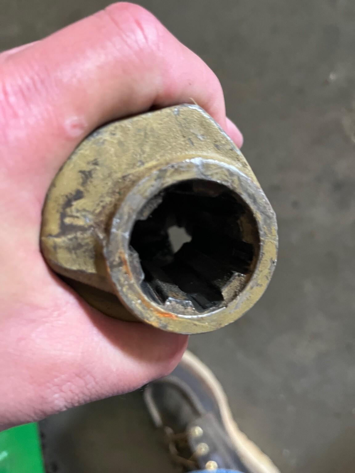 2021 Frontier GM2072R Image