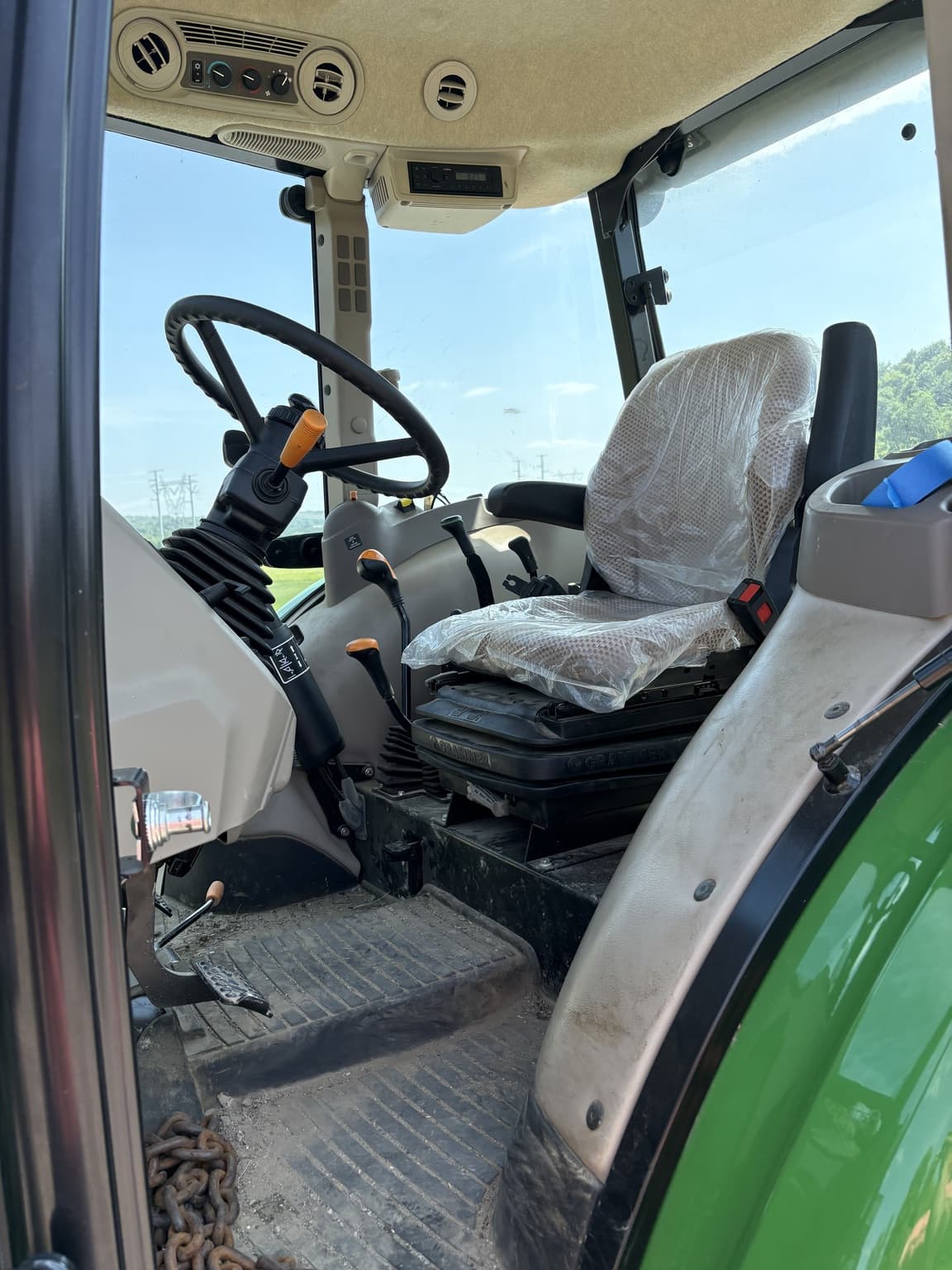 2022 John Deere 5055E Image