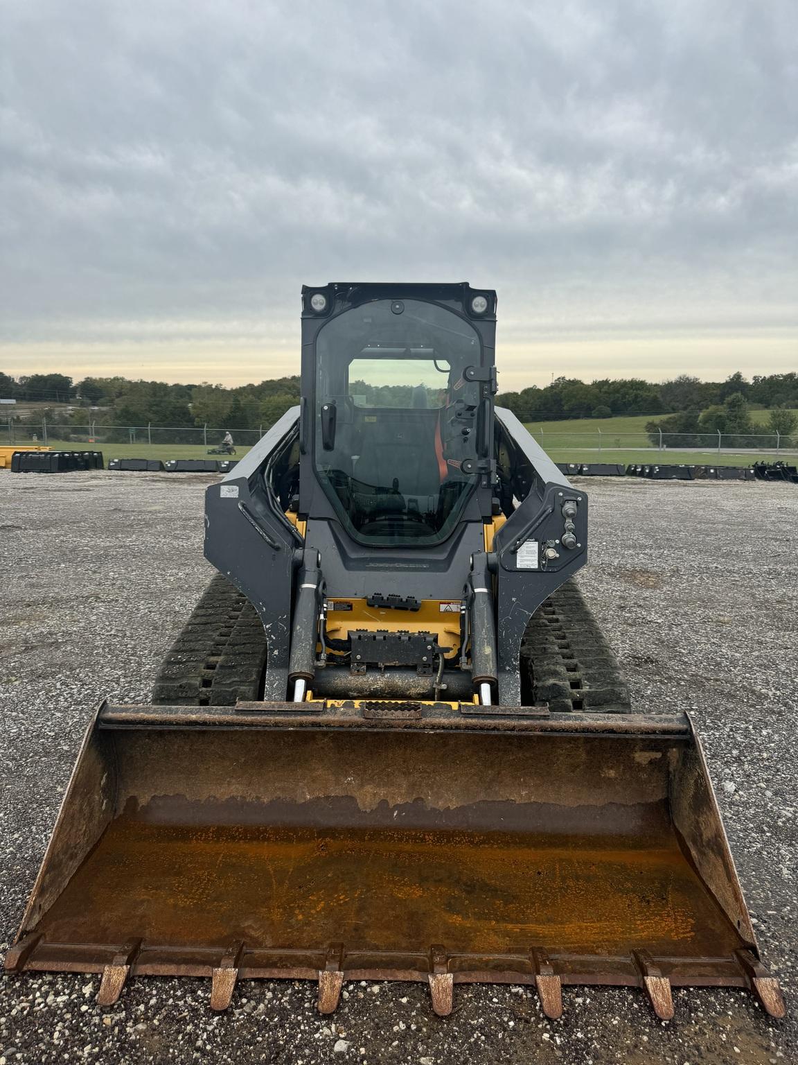 2023 John Deere 331G Image