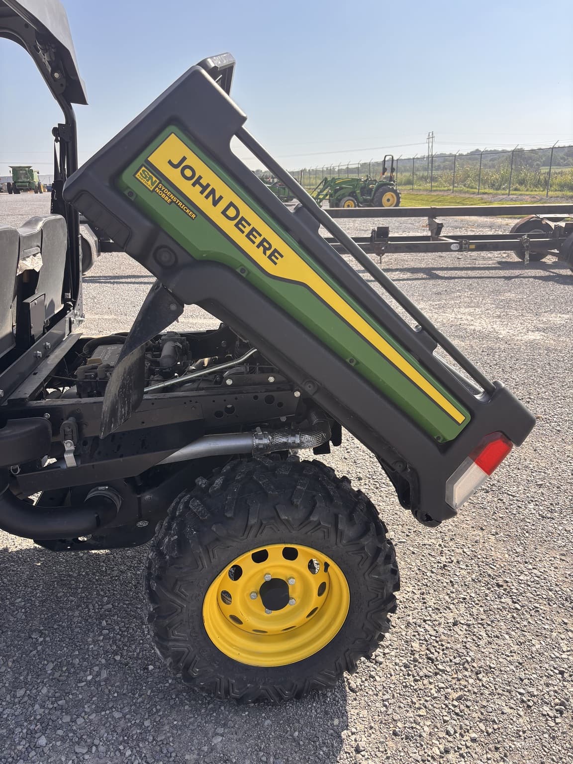 2023 John Deere XUV 825M S4 Image