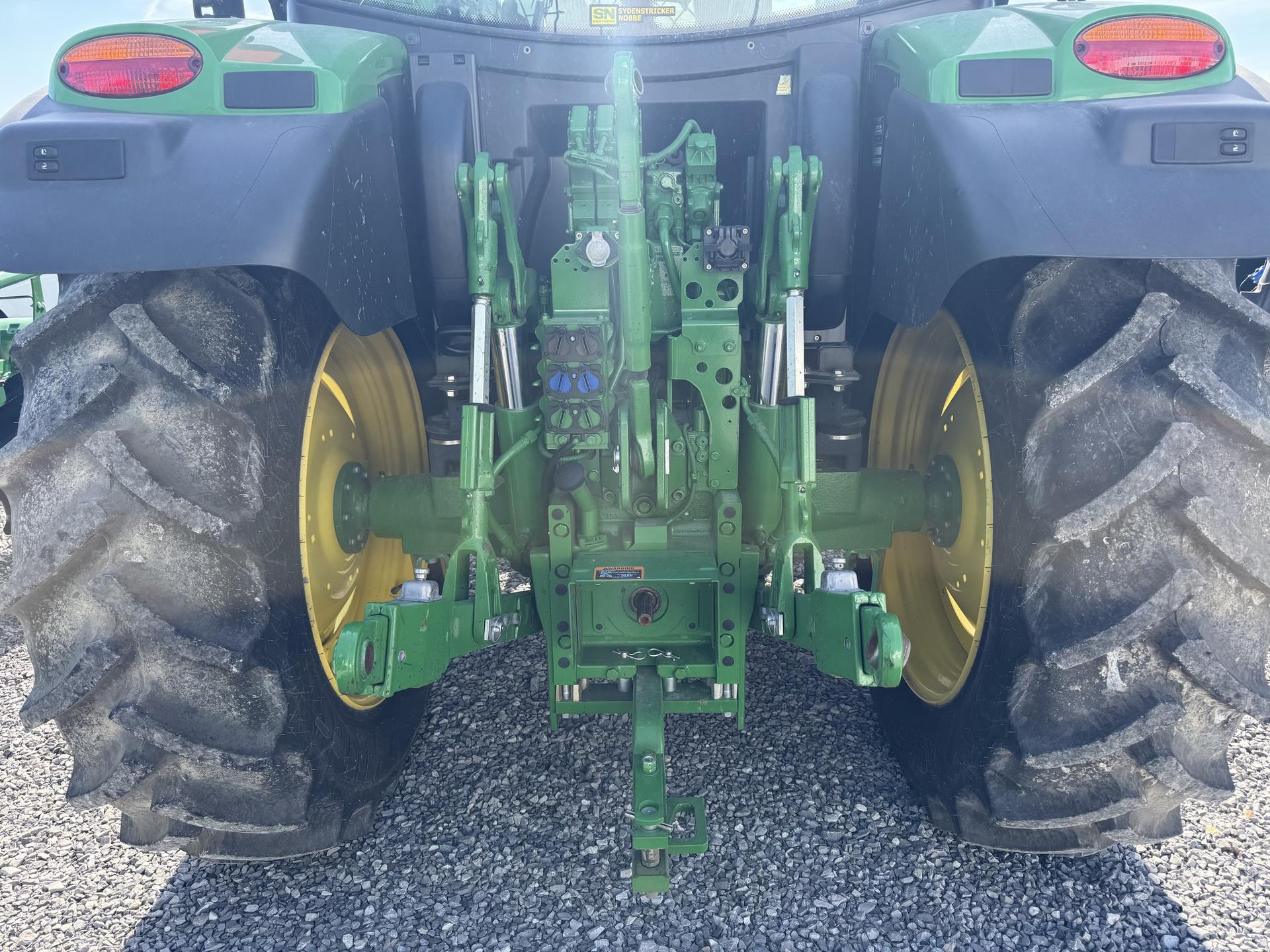 2024 John Deere 6R 110 Image