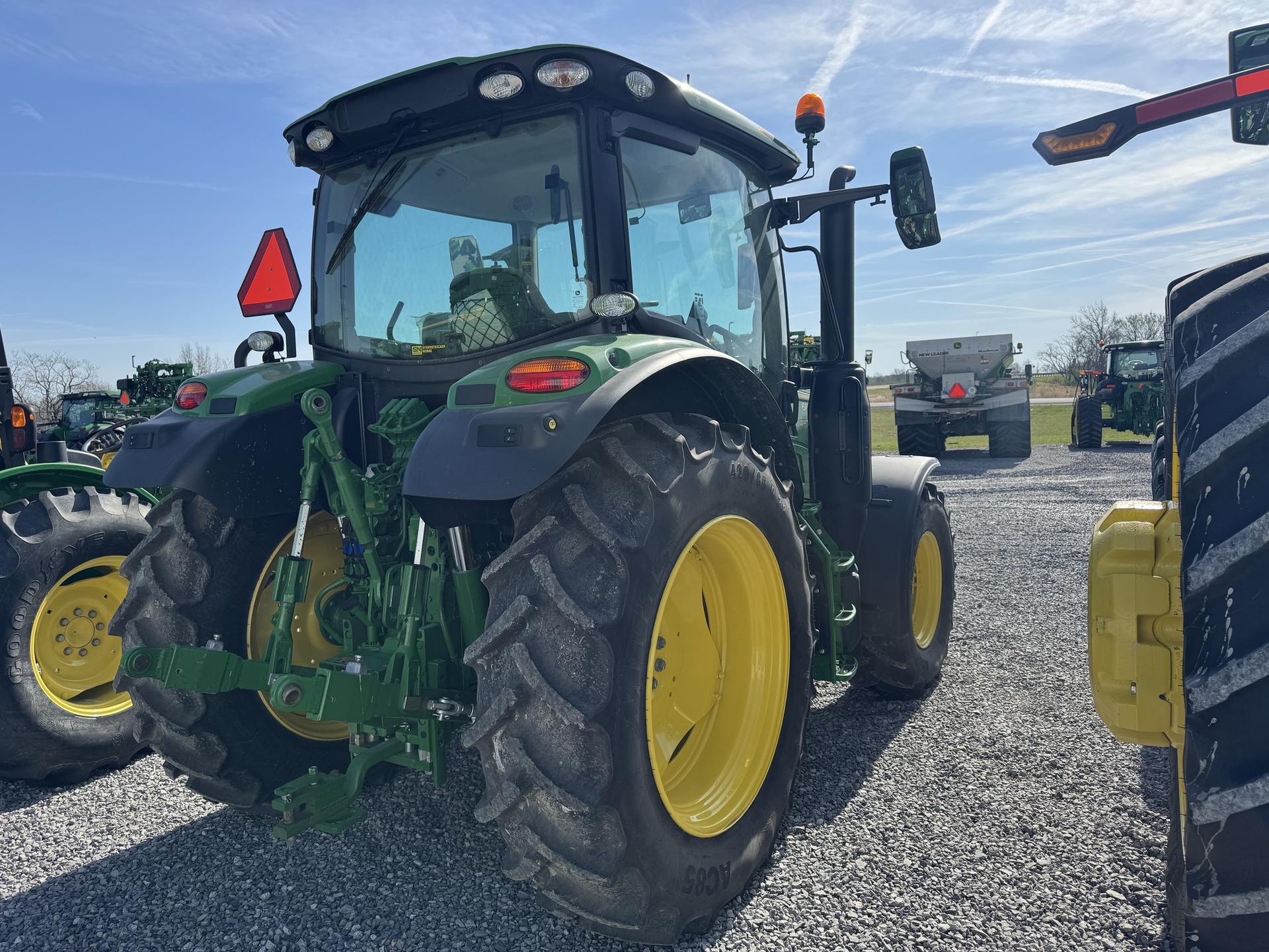 2024 John Deere 6R 110 Image