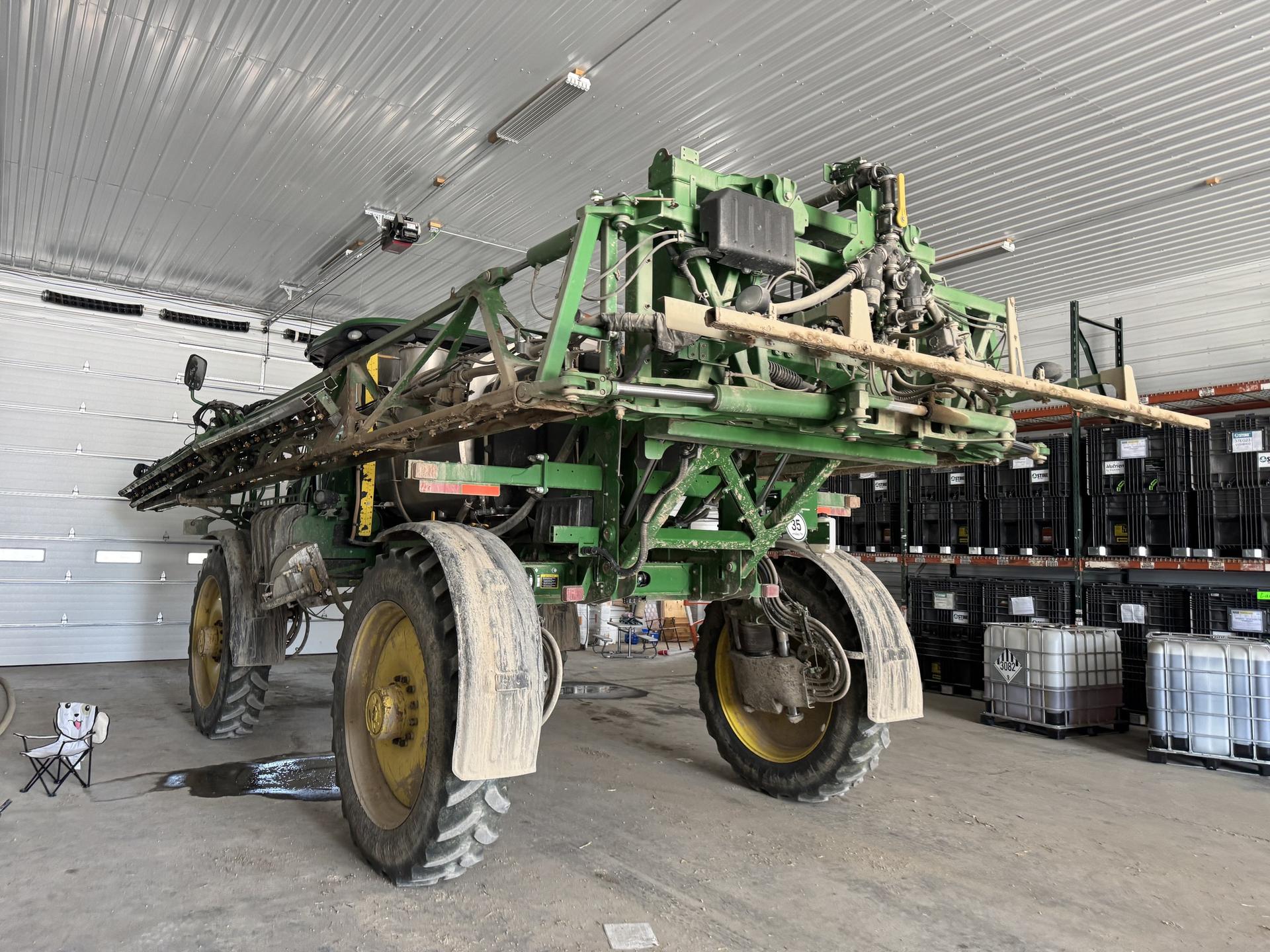 2014 John Deere R4038 Image