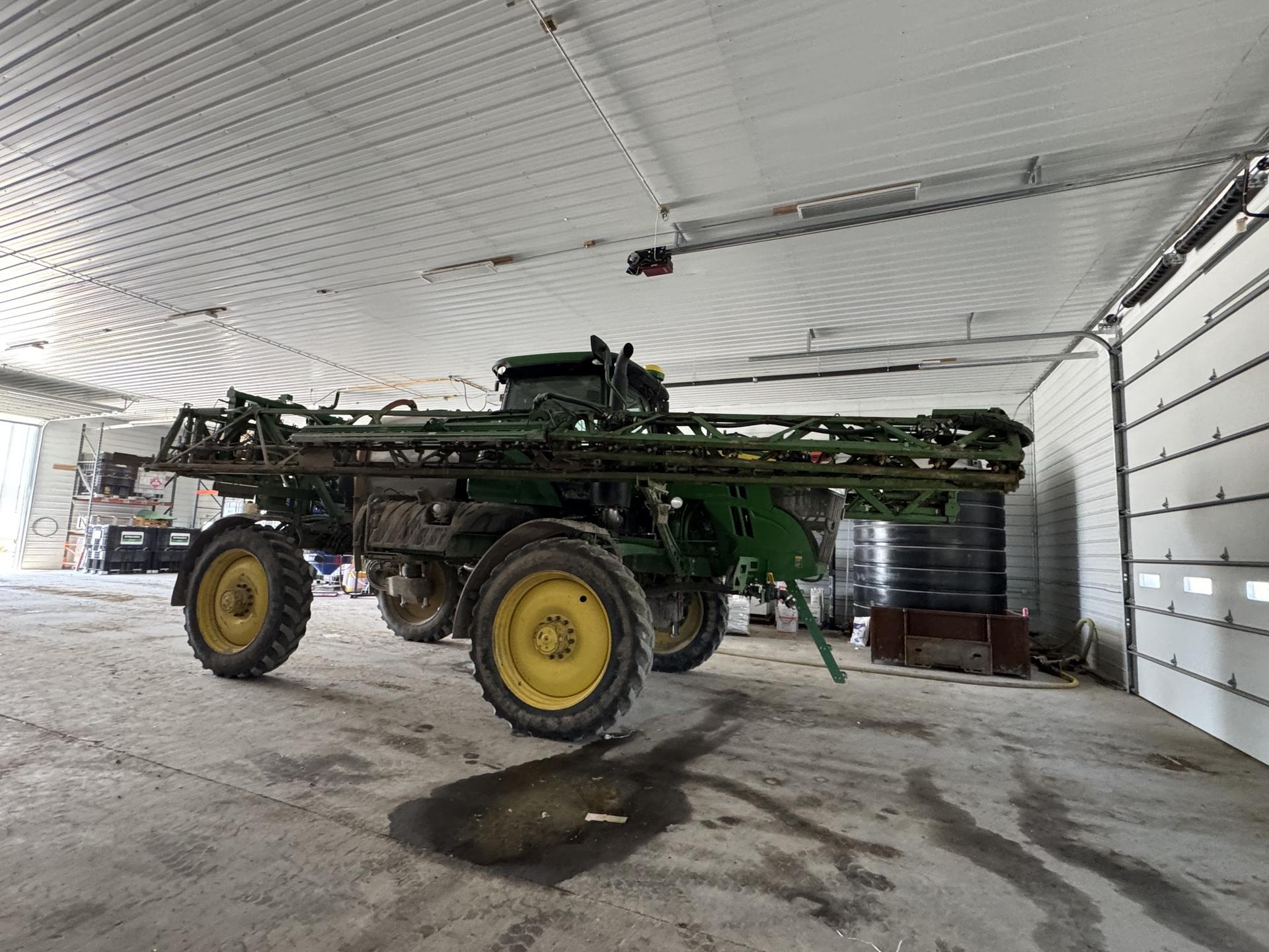 2014 John Deere R4038 Image