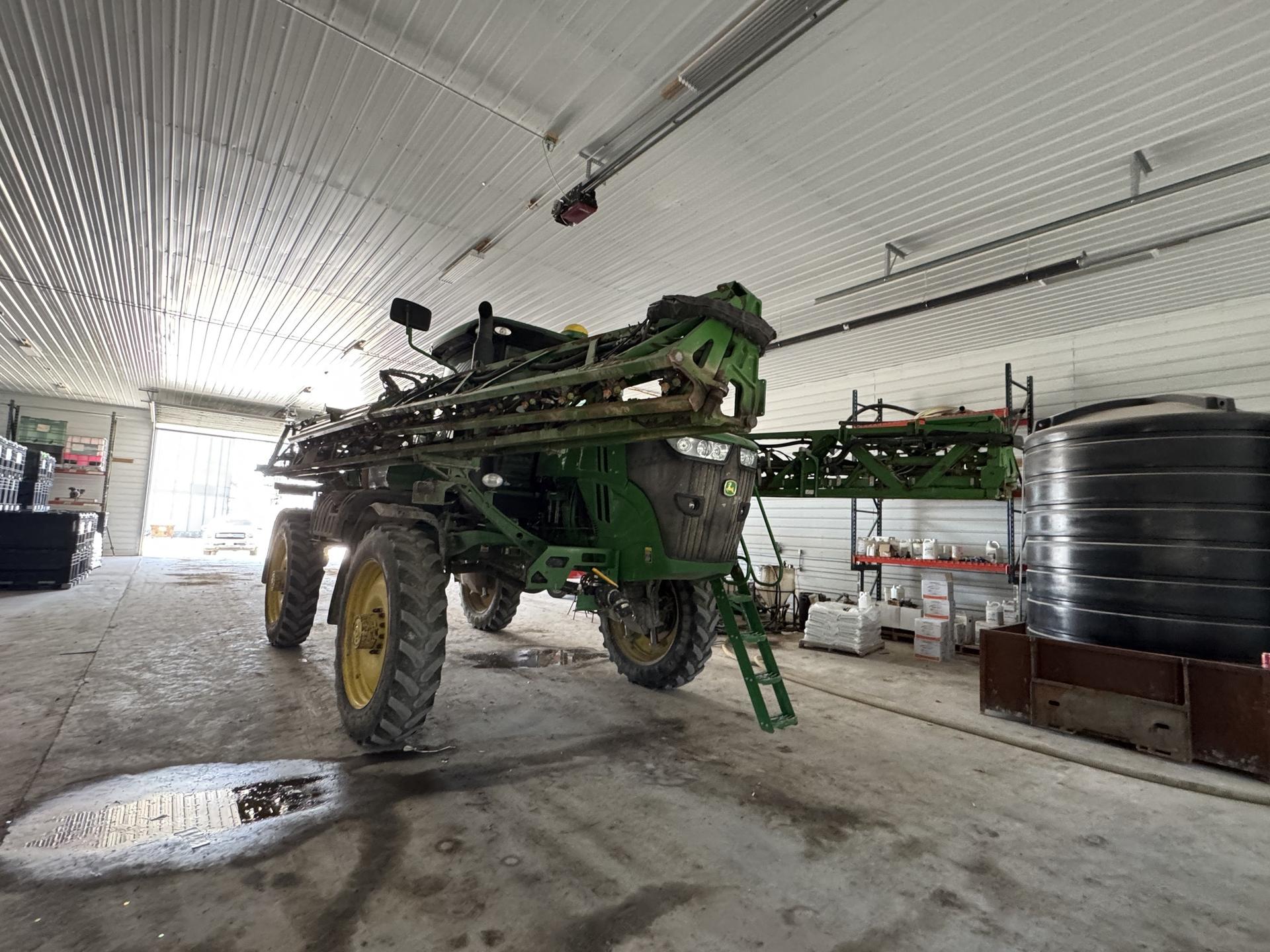 2014 John Deere R4038 Image