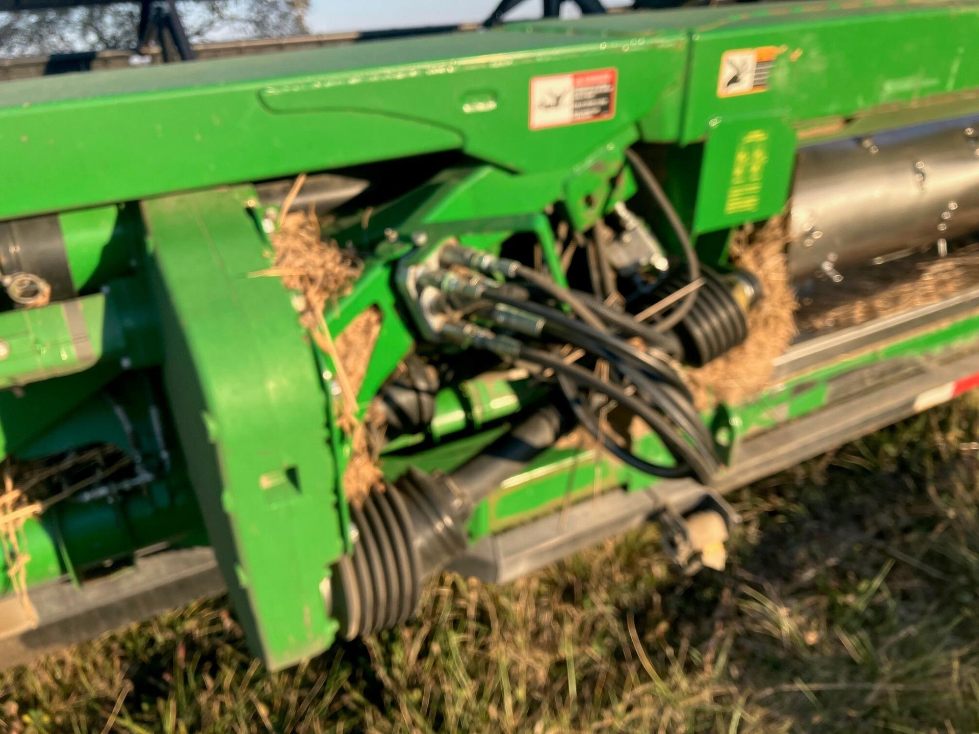 2013 John Deere 640FD Image