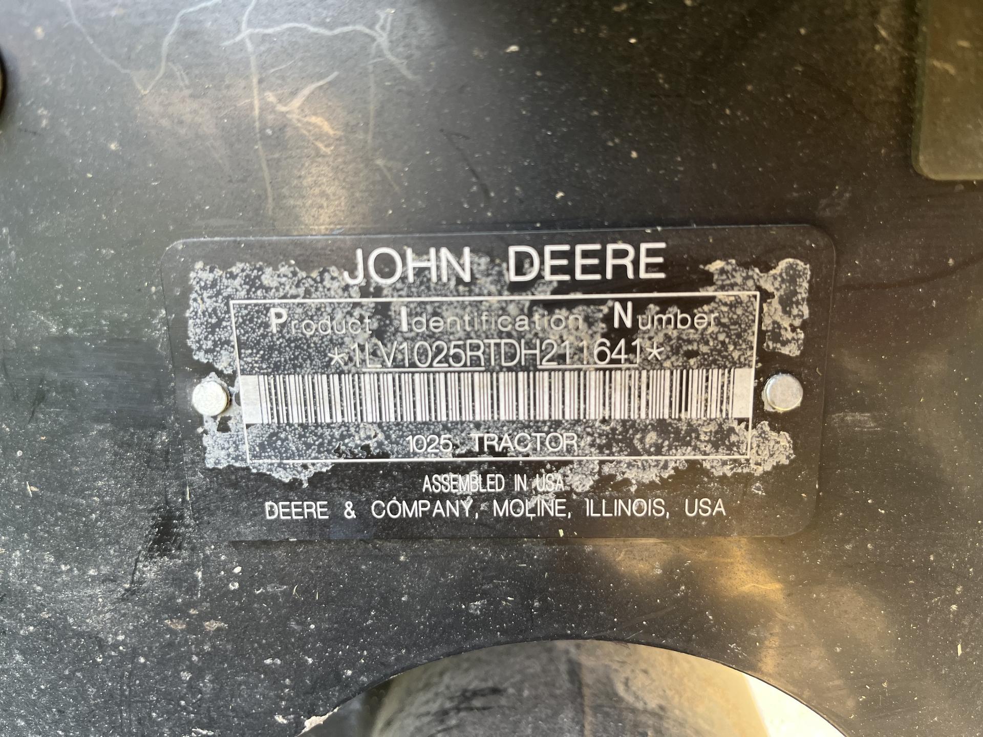 2014 John Deere 1025R Image