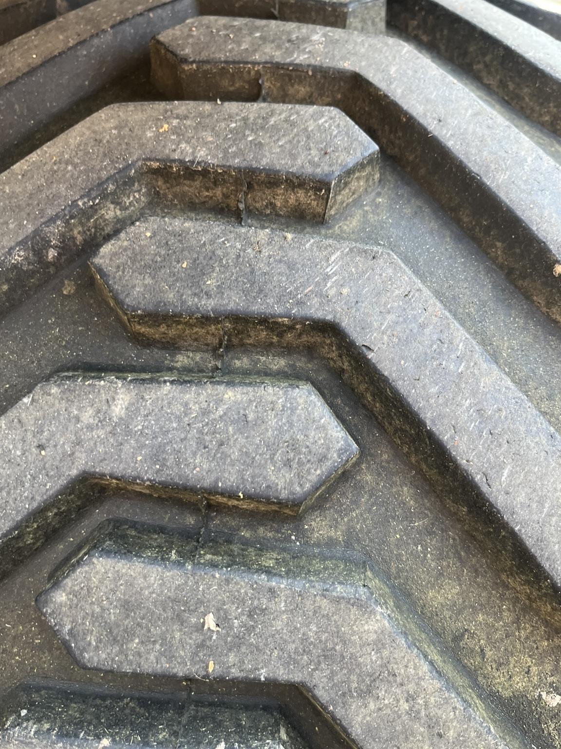 2014 John Deere 1025R Image