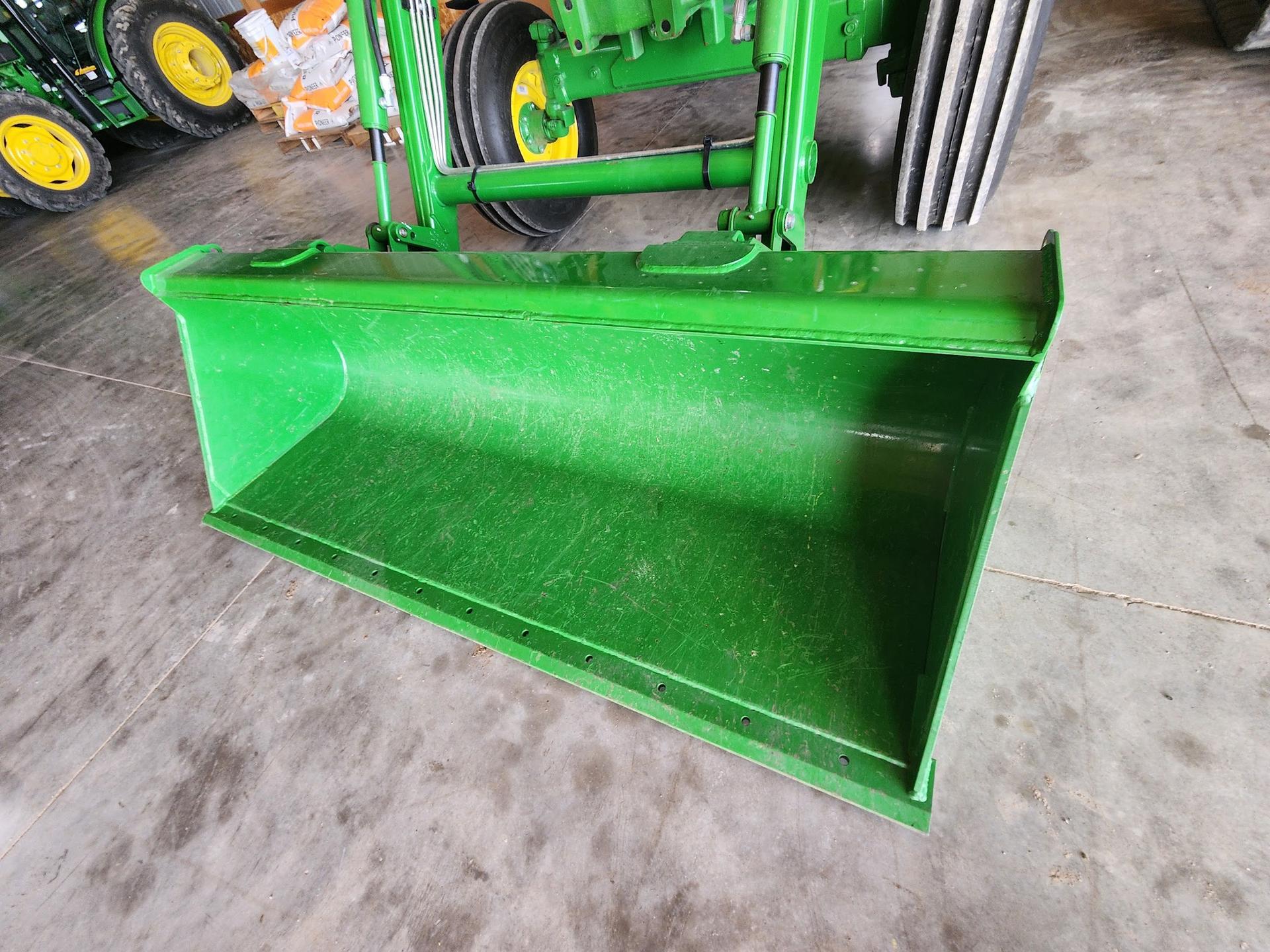 2024 John Deere 5067E Image