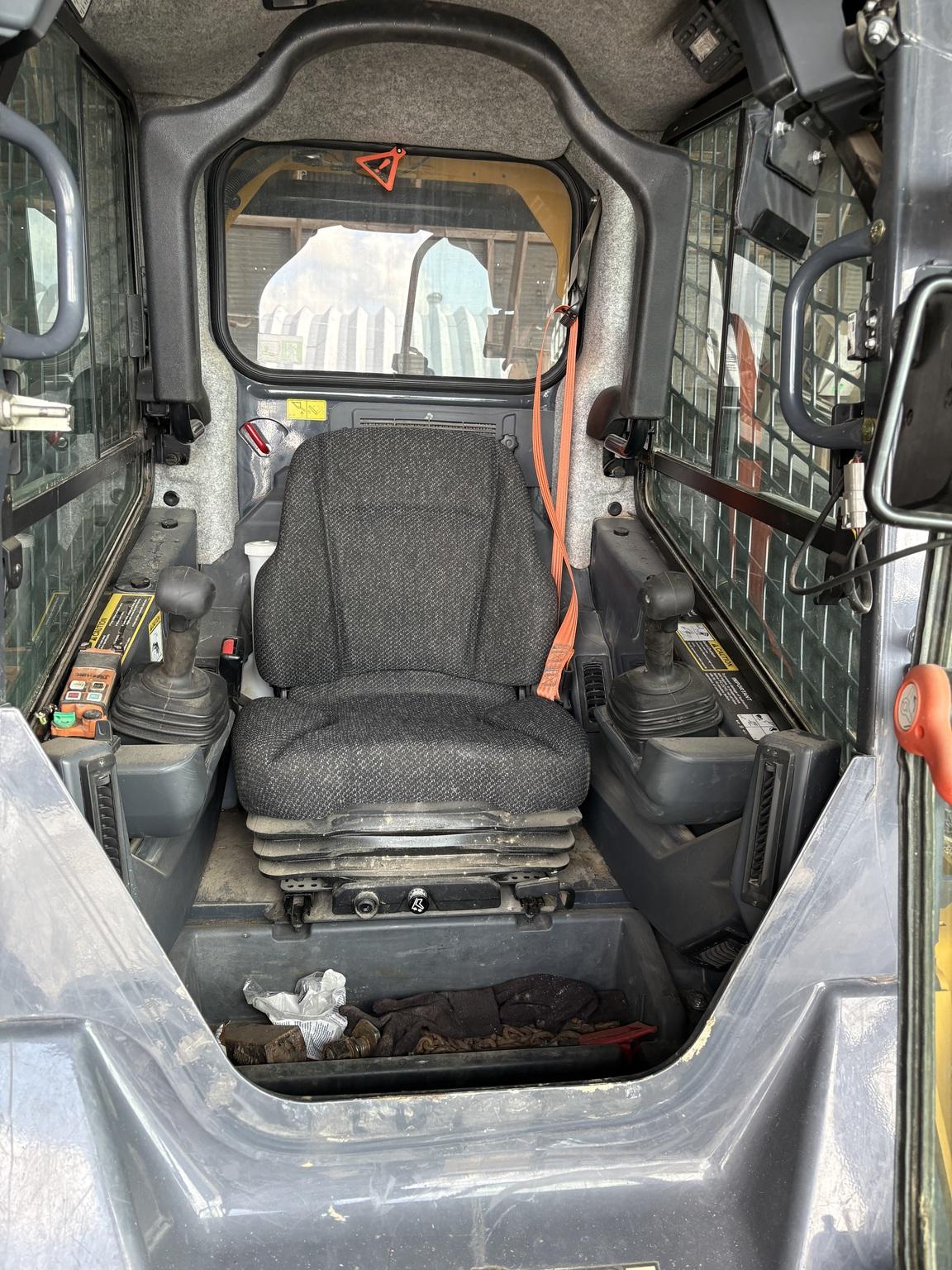 2019 John Deere 331G Image