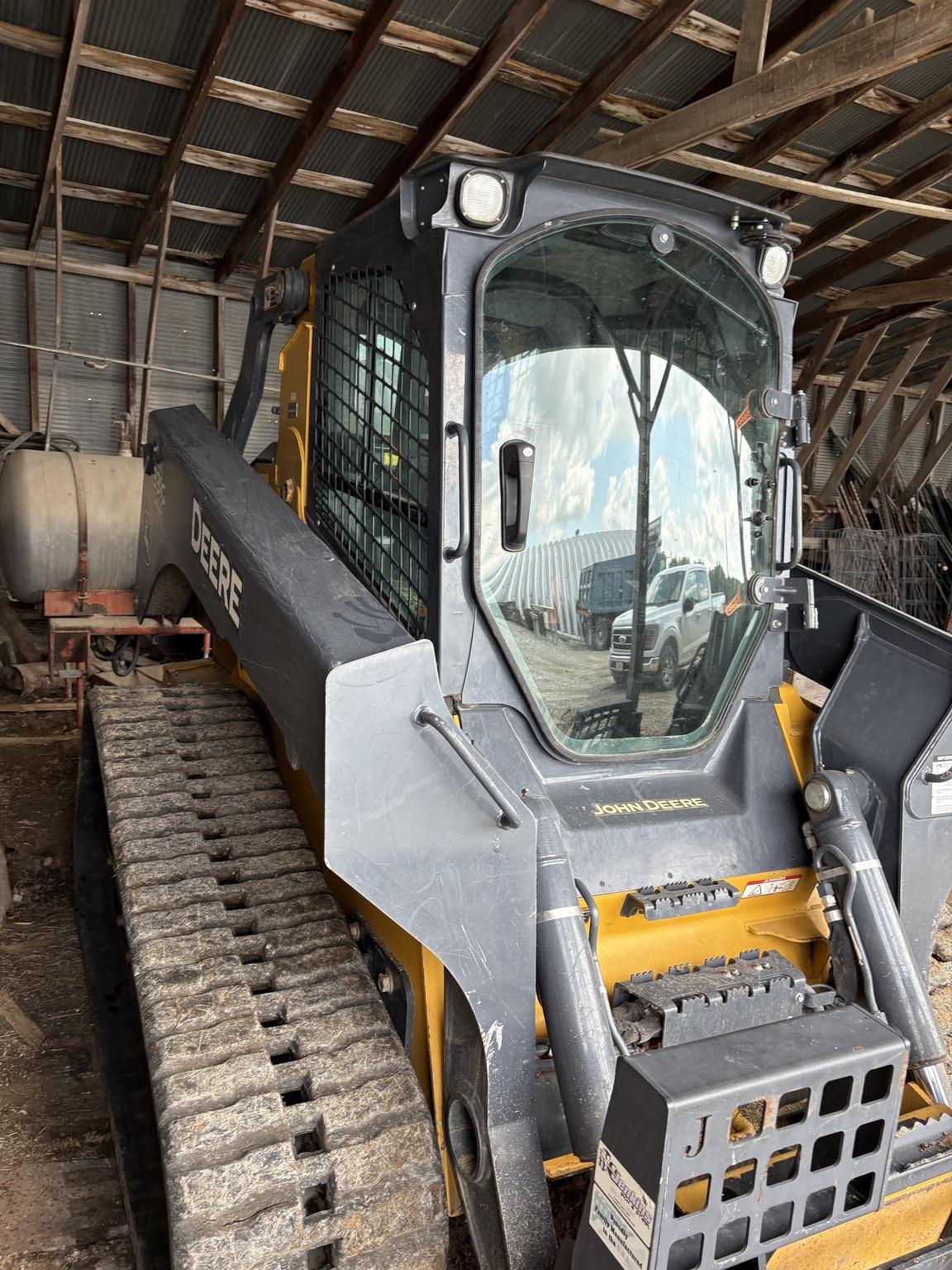 2019 John Deere 331G Image