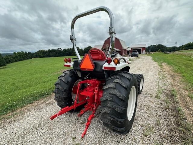 2010 New Holland Boomer 8N Image