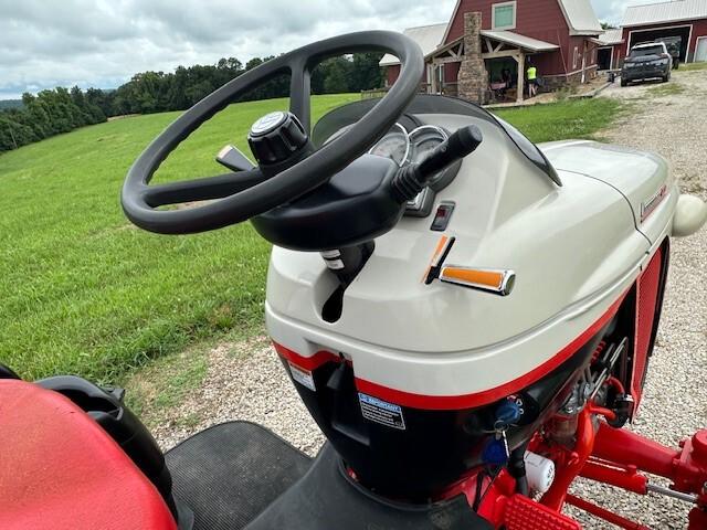 2010 New Holland Boomer 8N Image