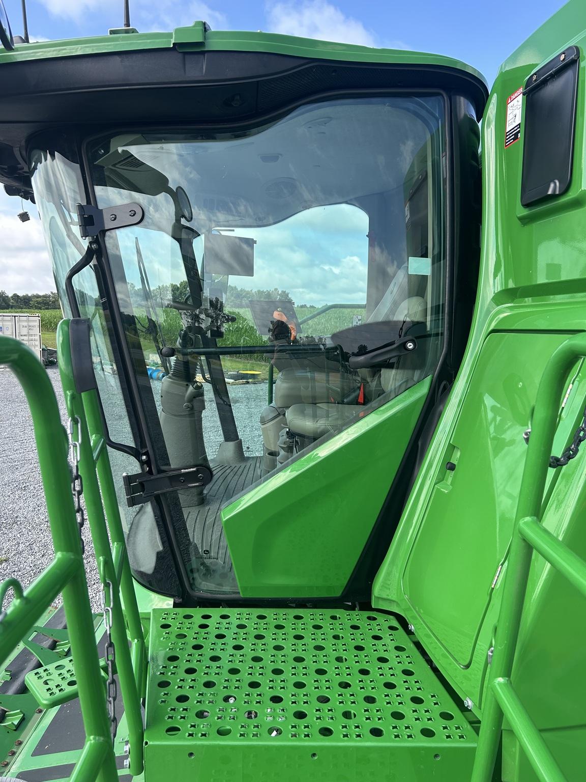 2024 John Deere S790 Image