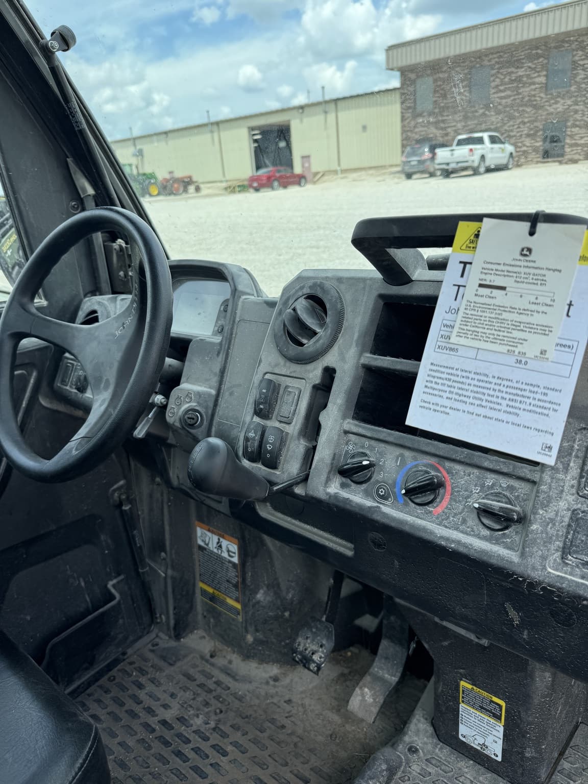 2024 John Deere XUV 835M Image