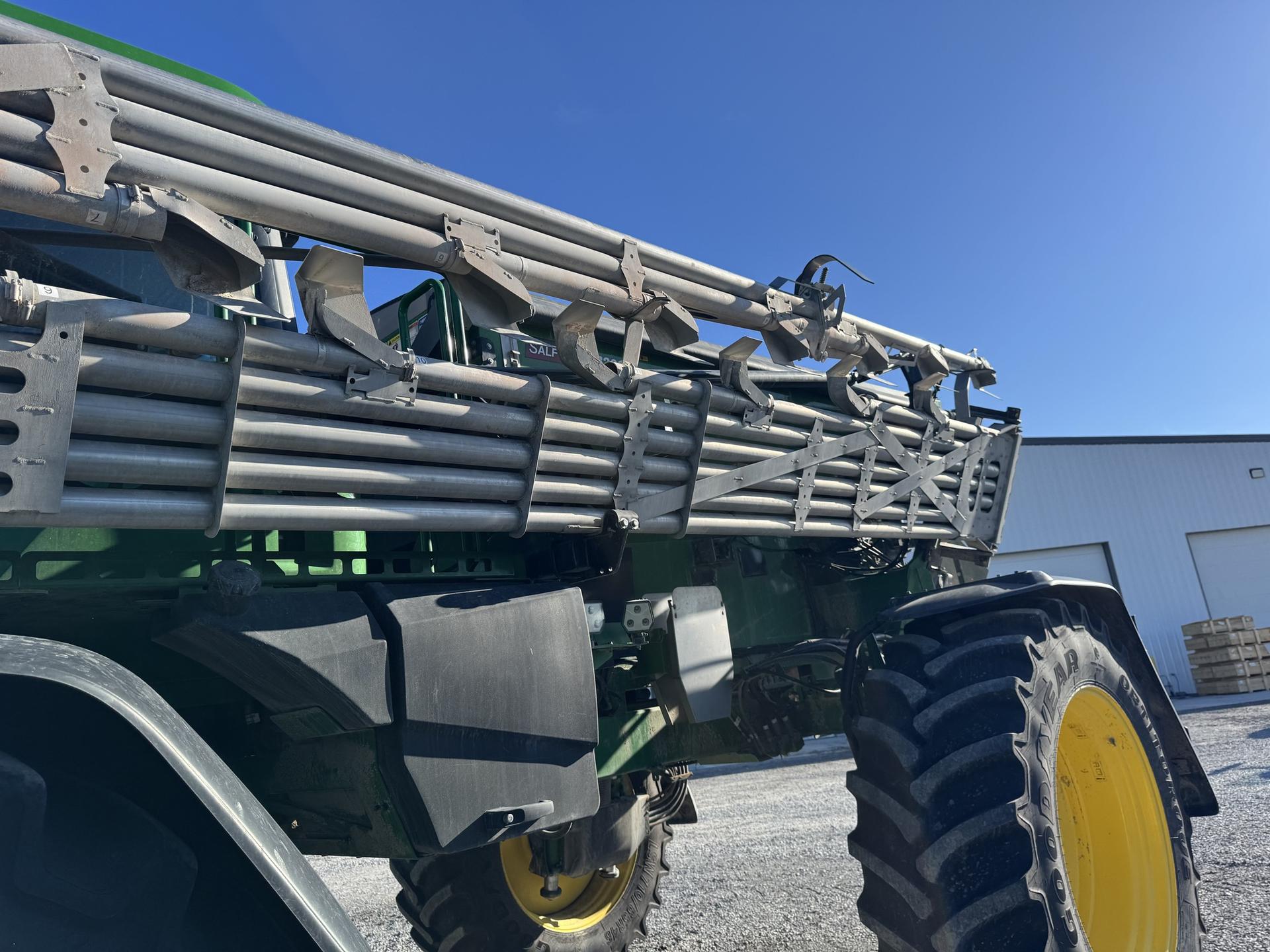 2024 John Deere 600R Image