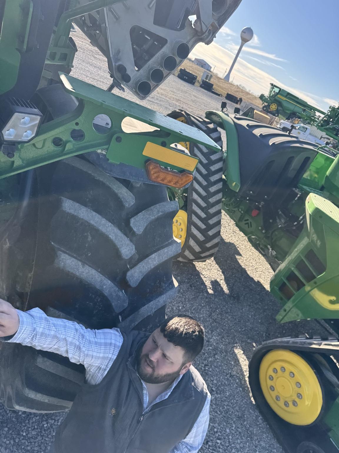 2024 John Deere 600R Image