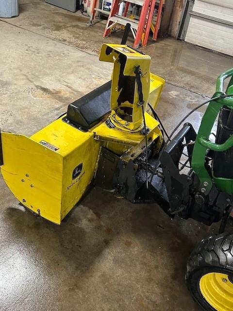 2015 John Deere 1025R Image