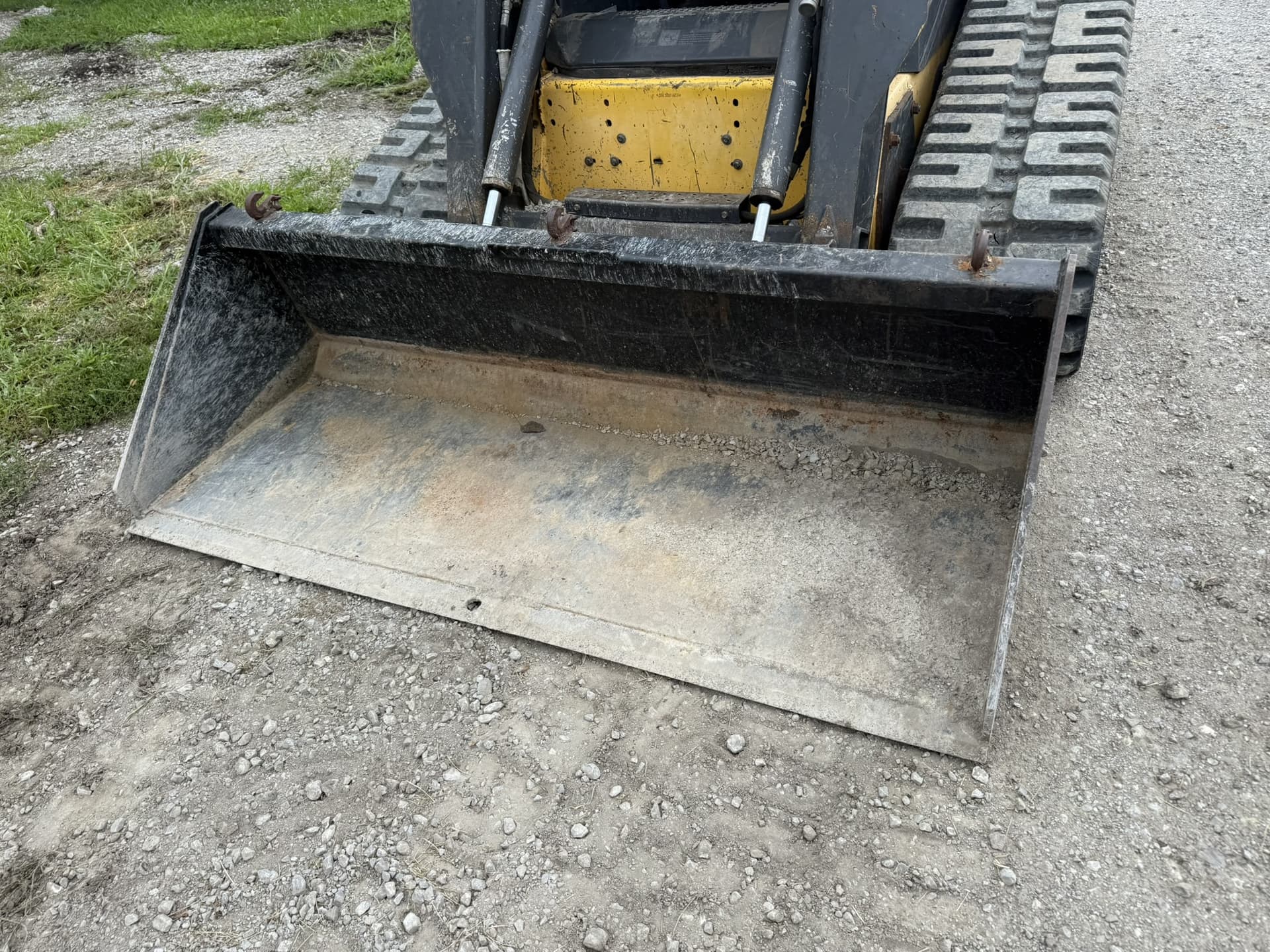 2006 New Holland C185 Image