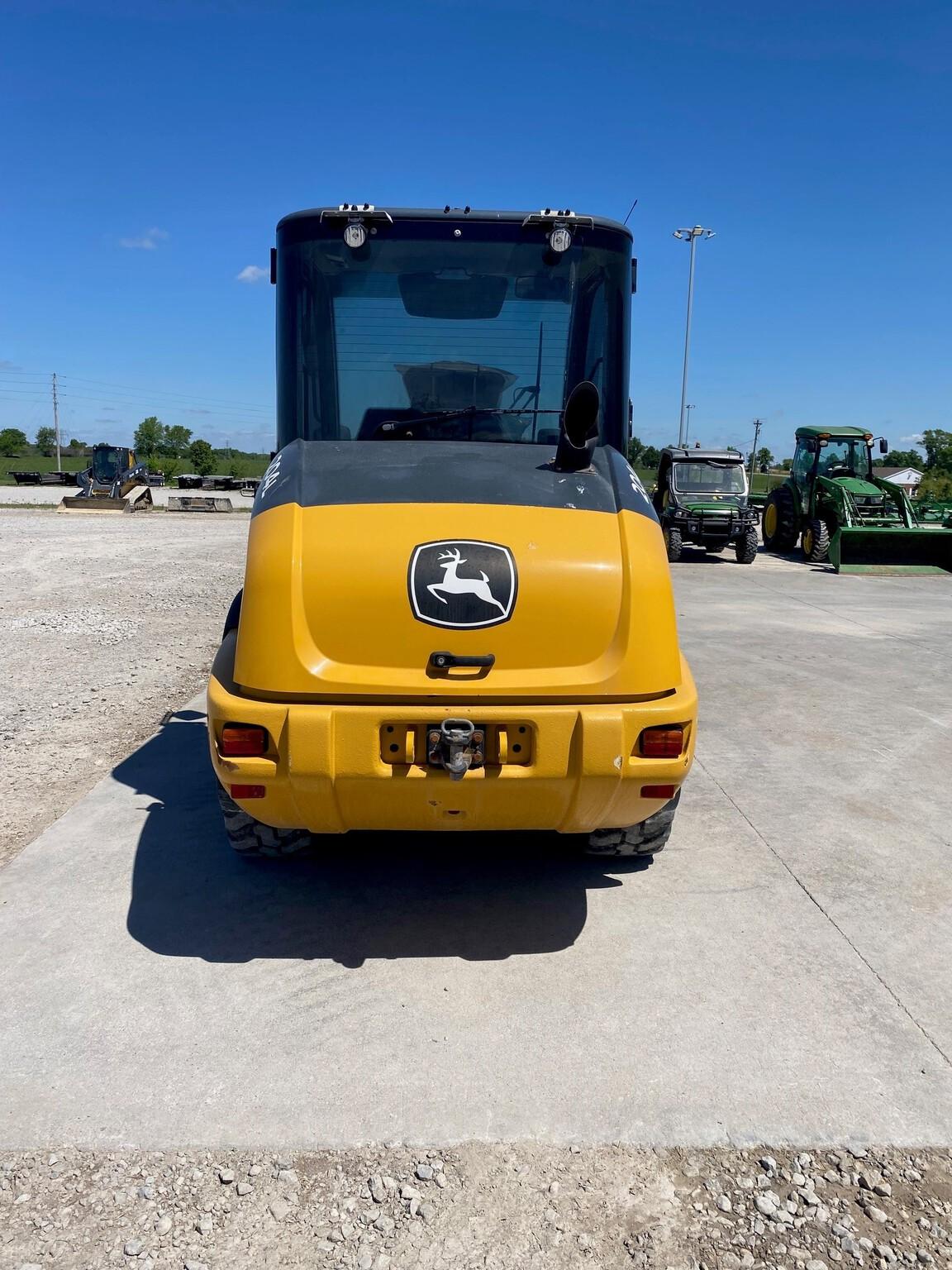 2022 John Deere 204L Image