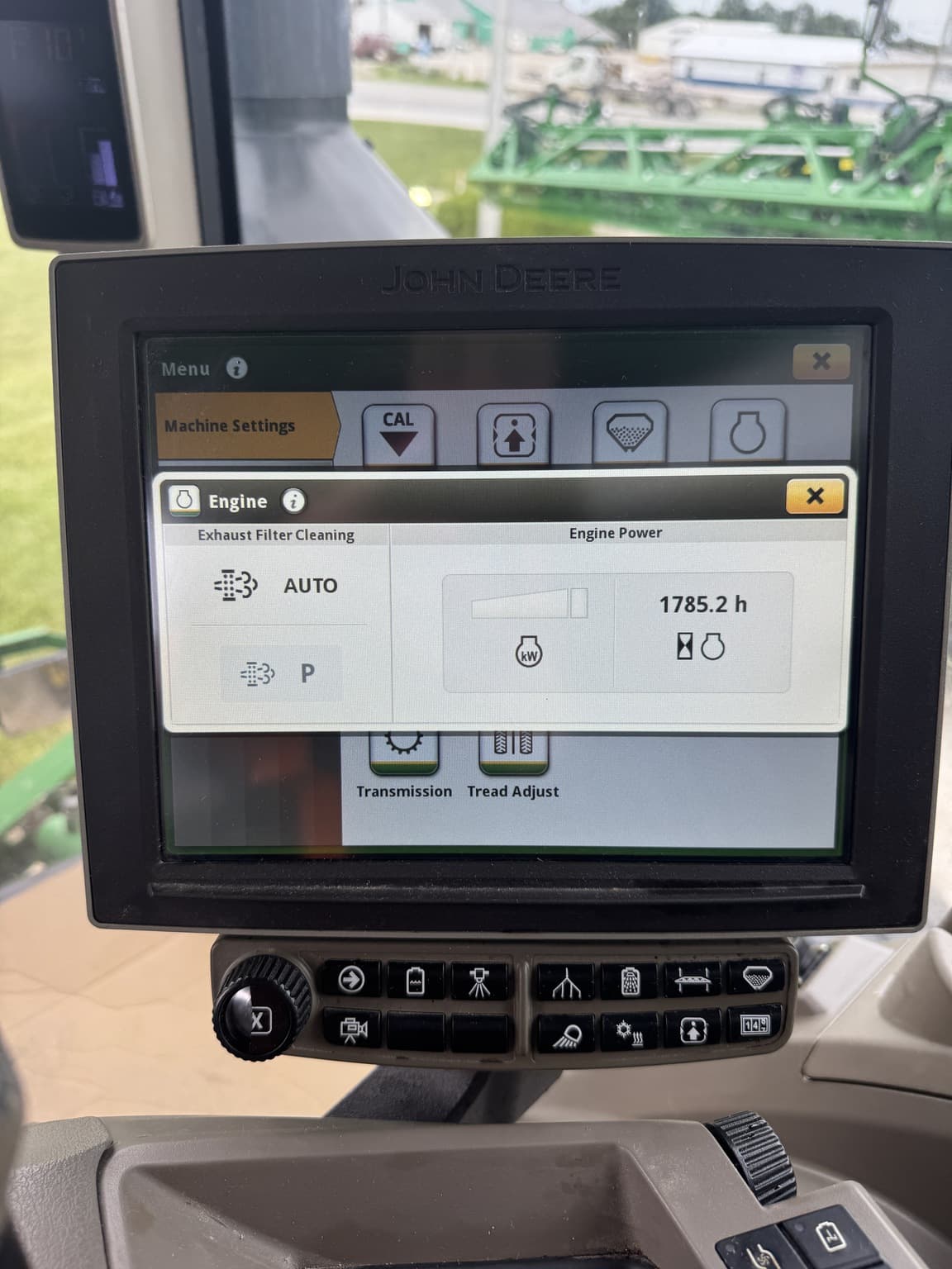 2022 John Deere 600R Image