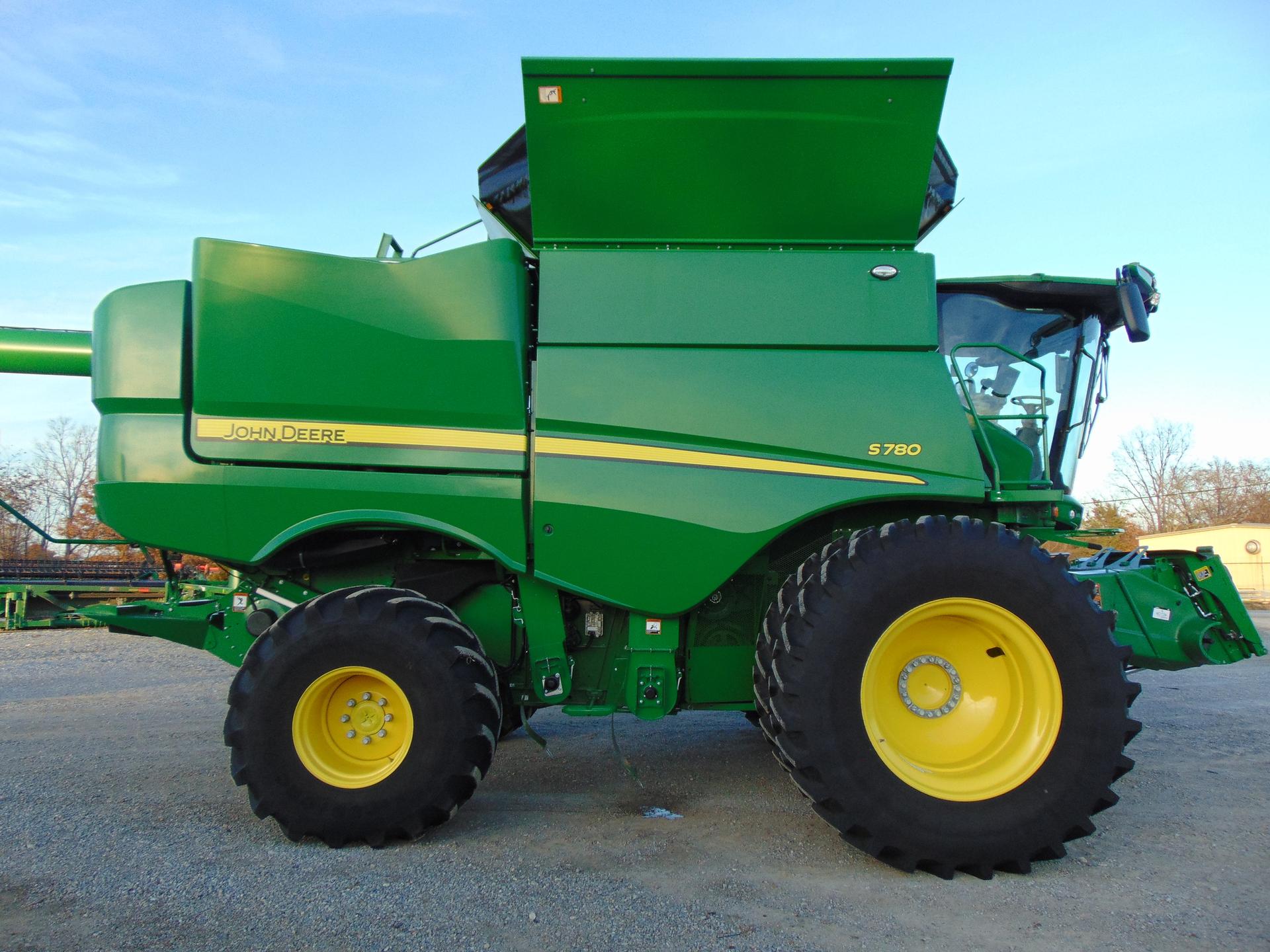 2023 John Deere S780 Image