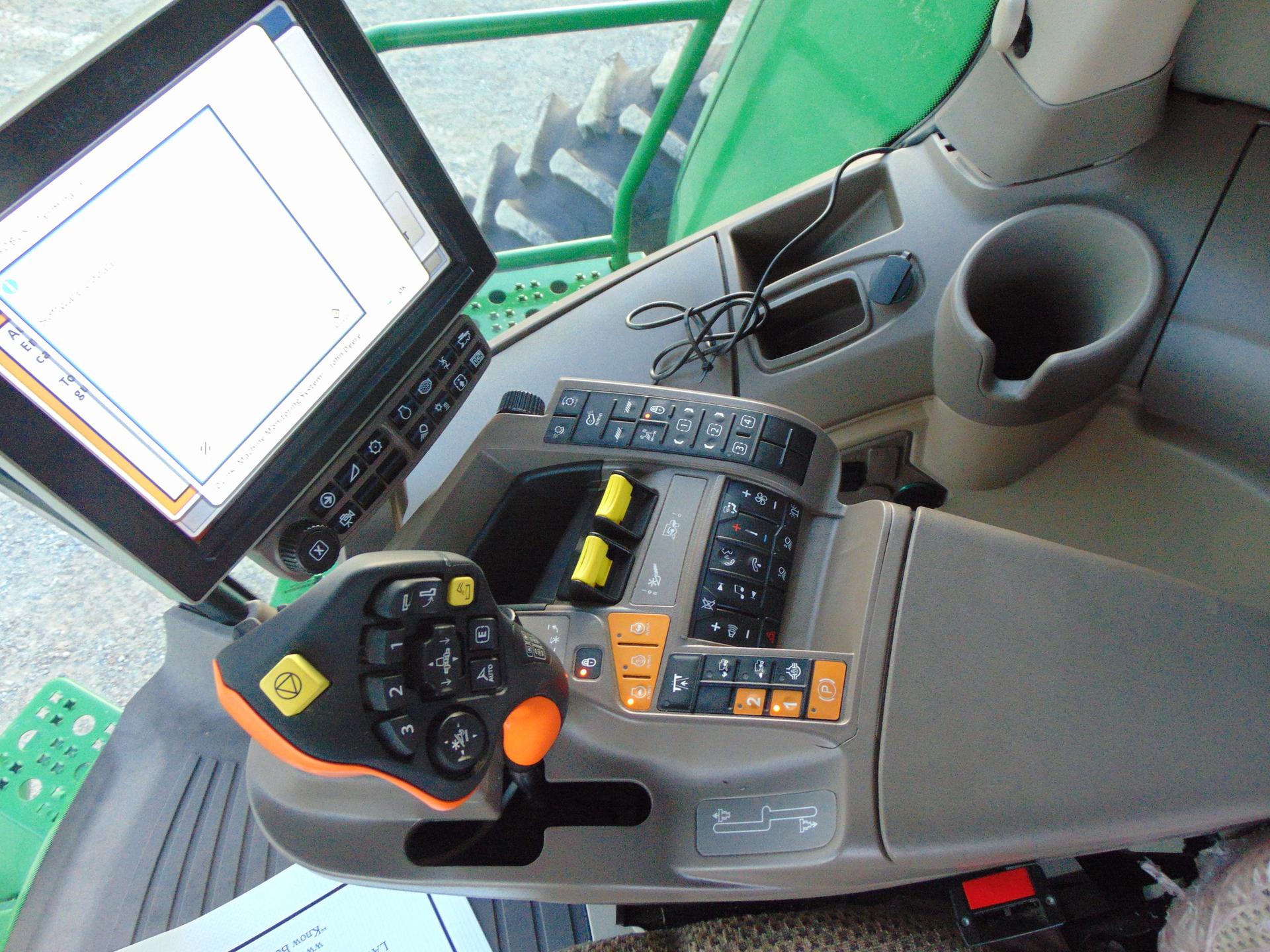 2023 John Deere S780 Image