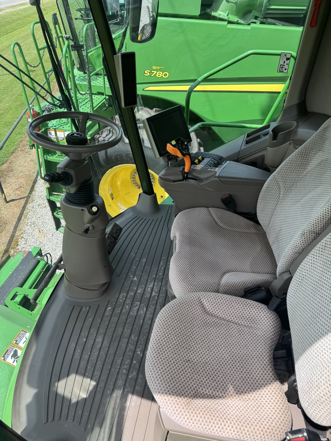 2018 John Deere S780 Image