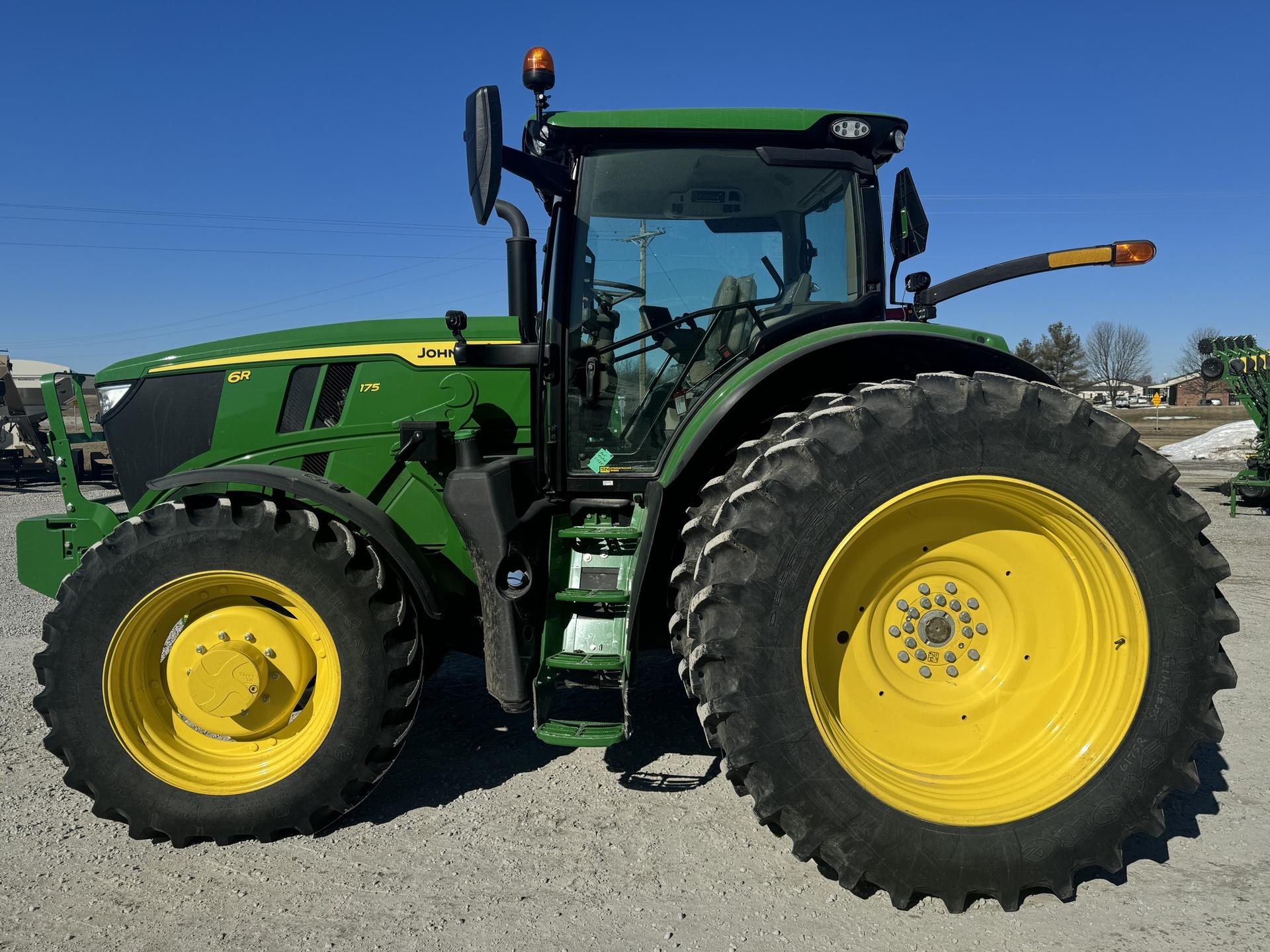 2023 John Deere 6R 175 Image