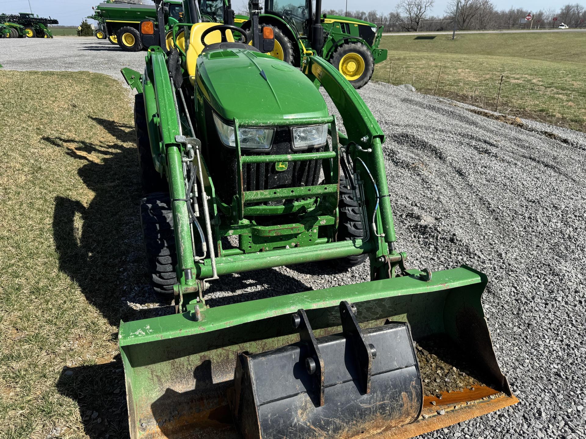 2019 John Deere 3046R Image