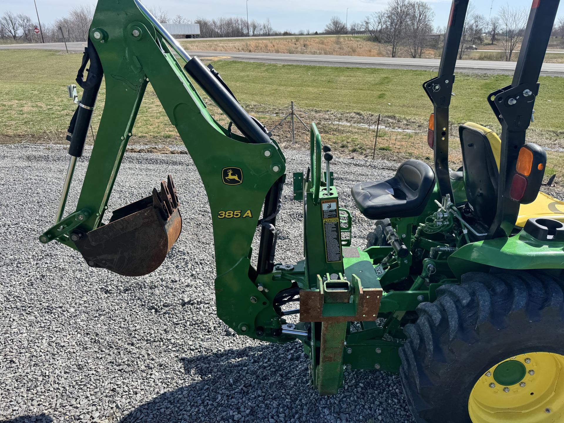 2019 John Deere 3046R Image