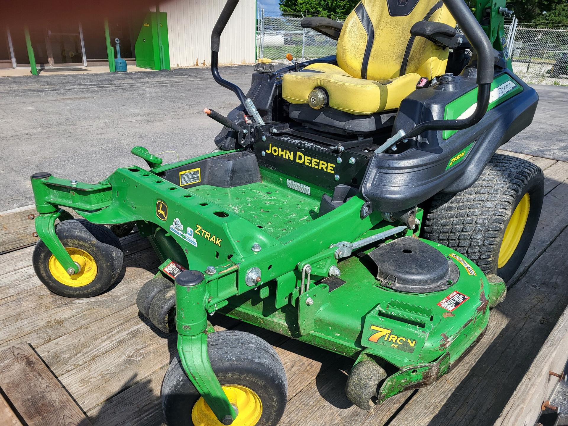 2018 John Deere Z930M Image