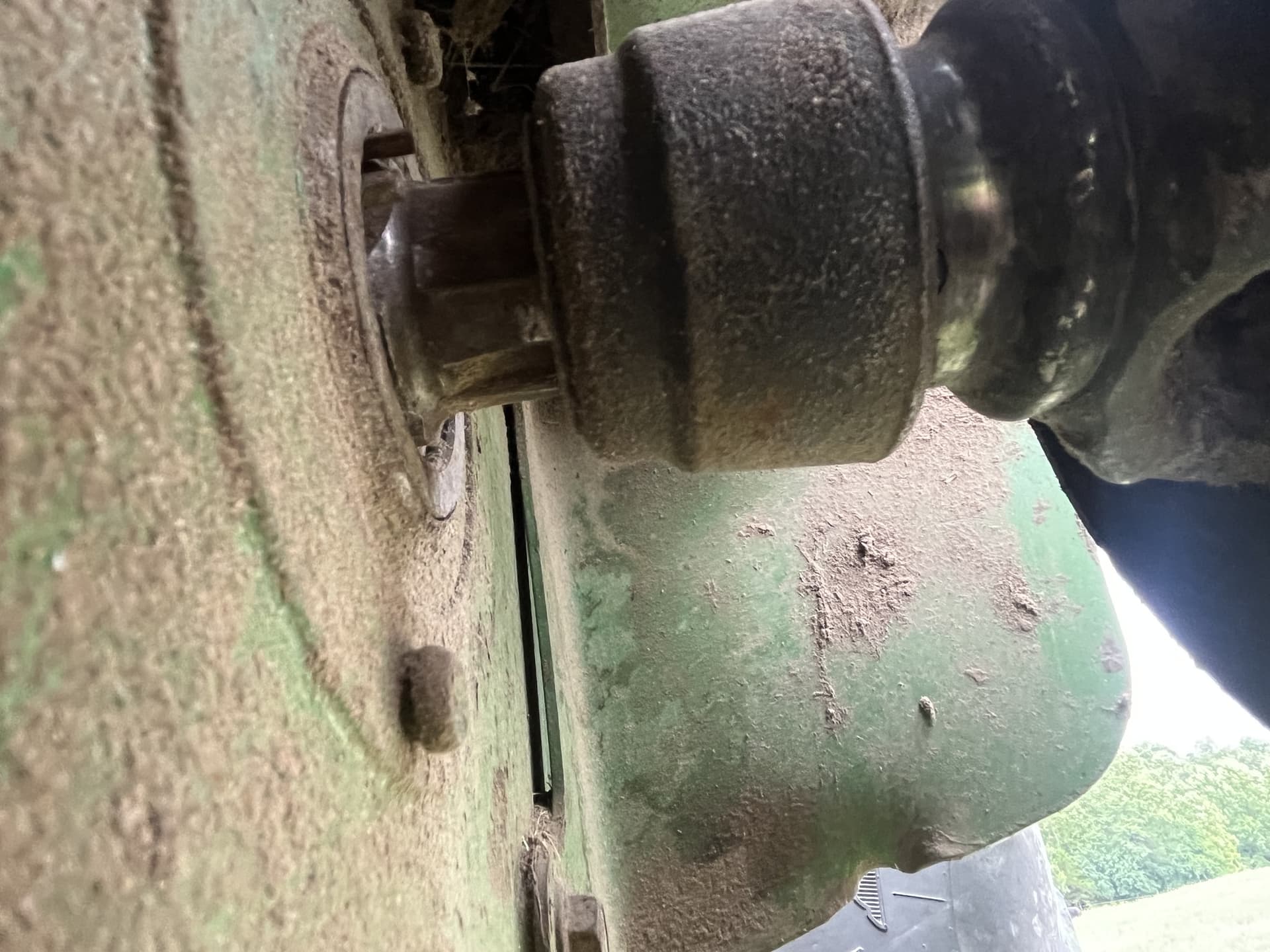 2002 John Deere 567 Image