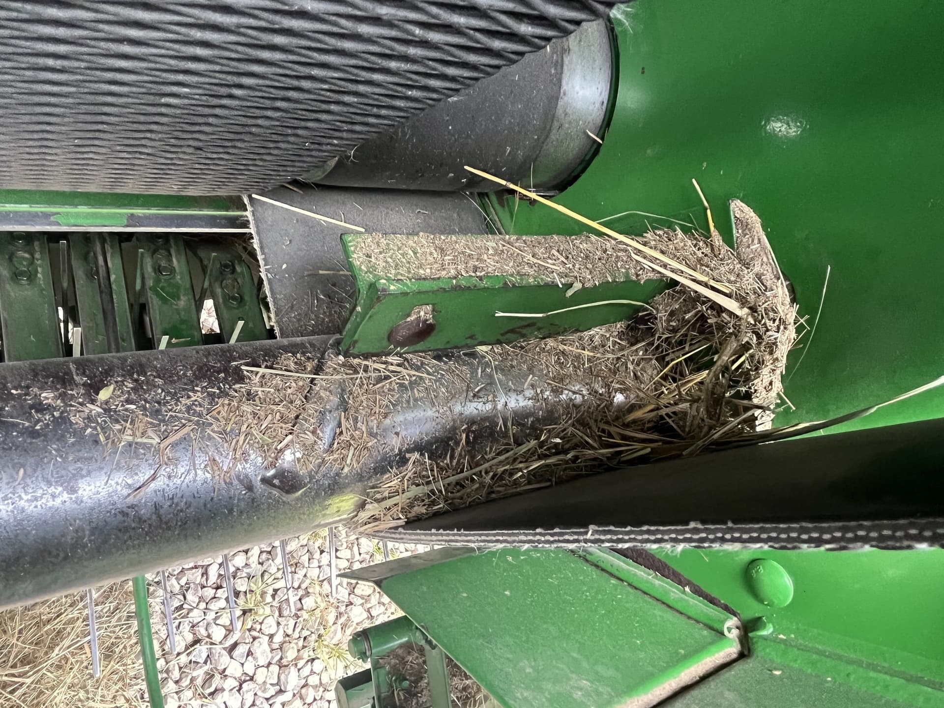 2002 John Deere 567 Image