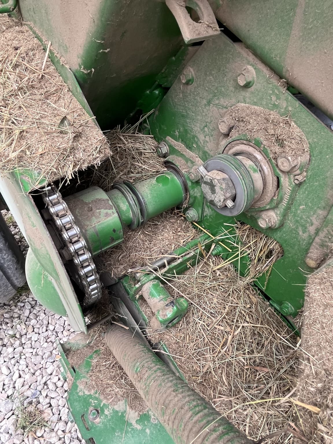 2002 John Deere 567 Image