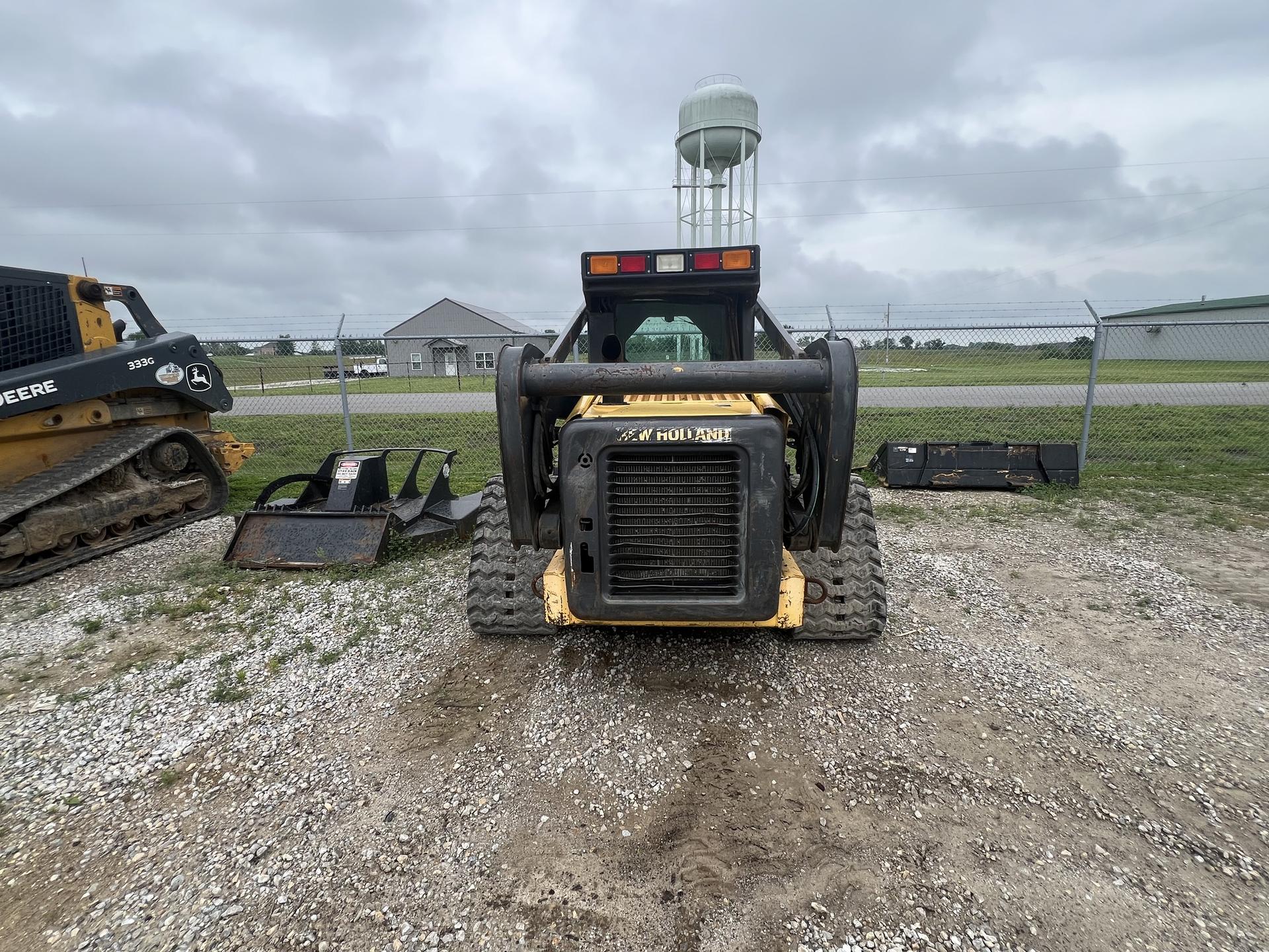 2008 New Holland C185 Image