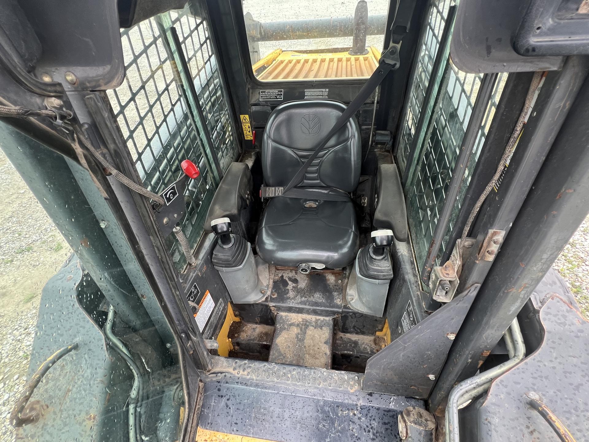 2008 New Holland C185 Image