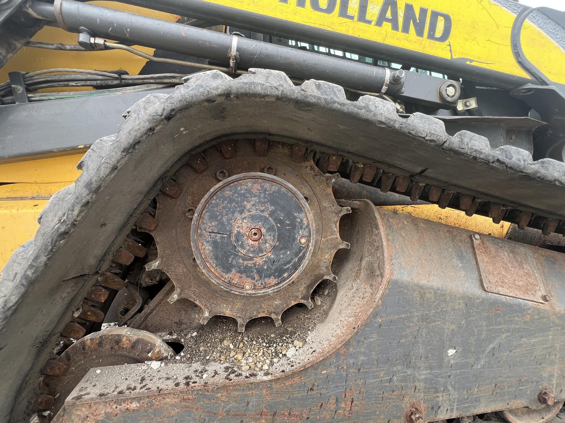 2008 New Holland C185 Image