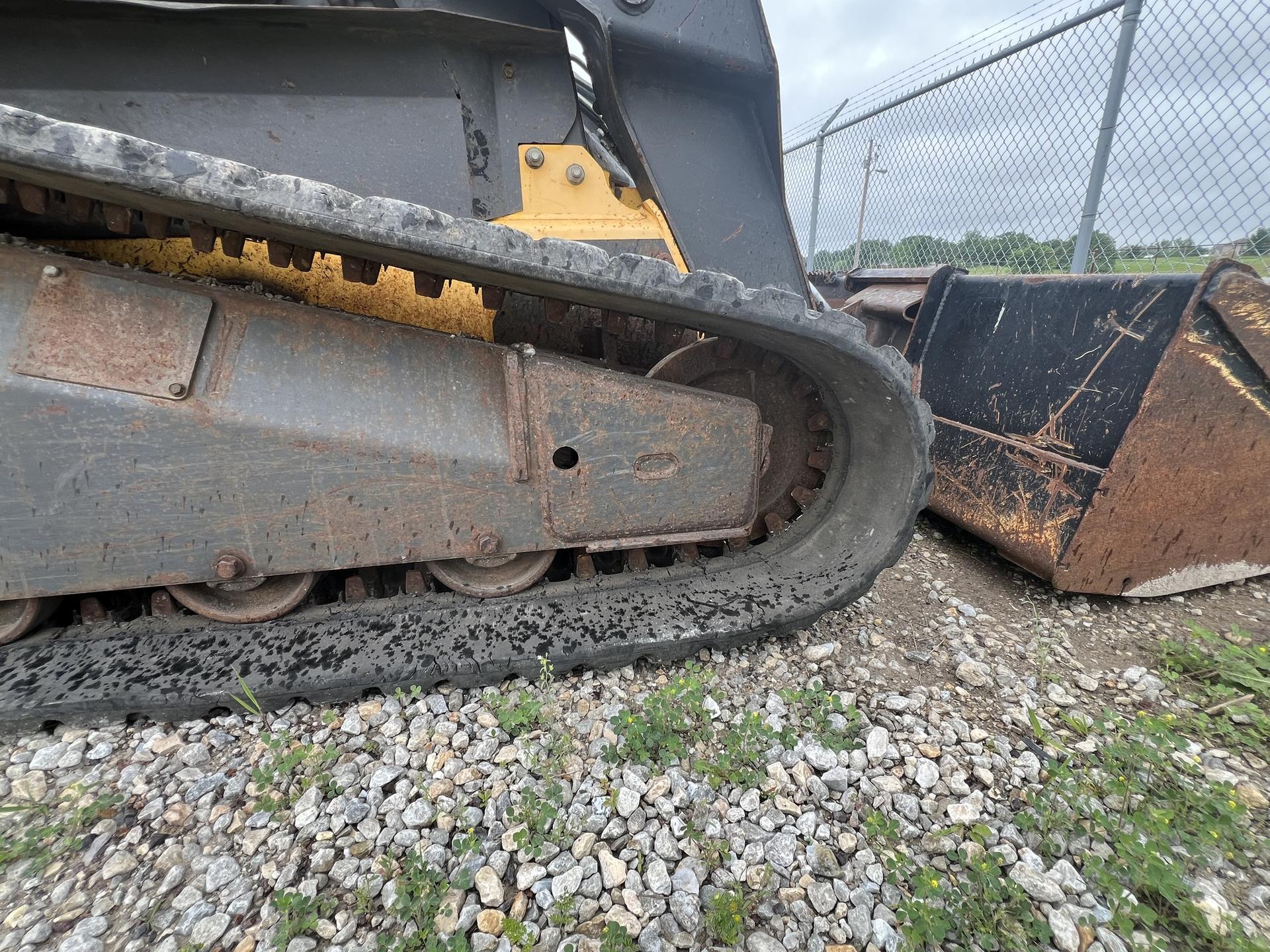 2008 New Holland C185 Image
