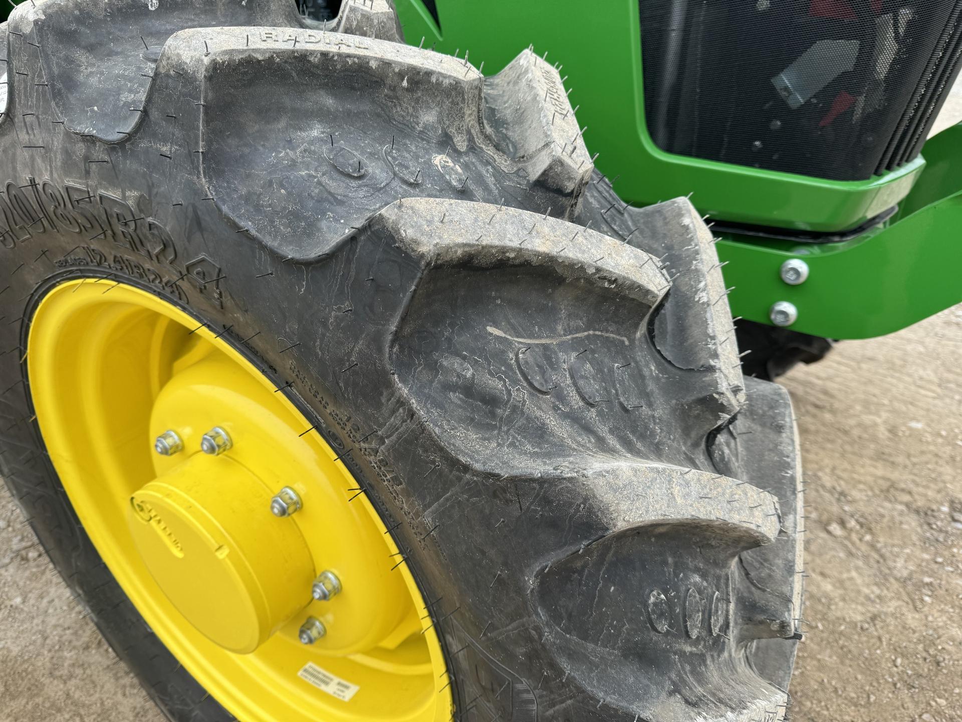 2024 John Deere 5095M Image