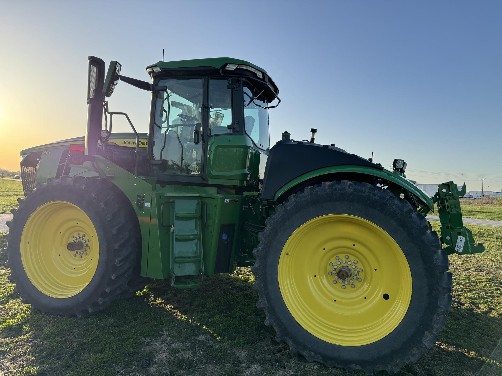 2024 John Deere 9R 490 Image
