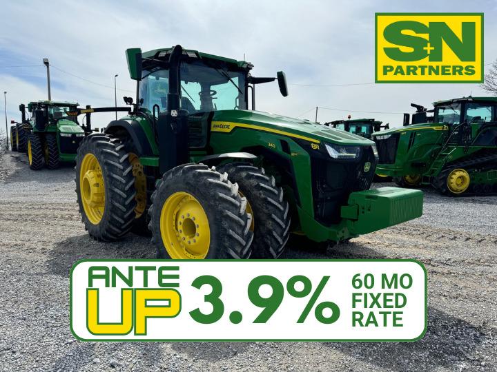 2024 John Deere 8R 340 Image
